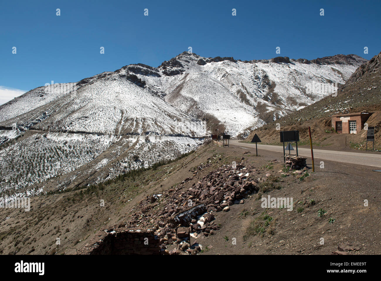 Col Du Tichka 2.260 m über dem Meeresspiegel und die höchste Berg Nordafrikas übergeben. Französische Straße im Jahre 1936 gebaut, Stockfoto