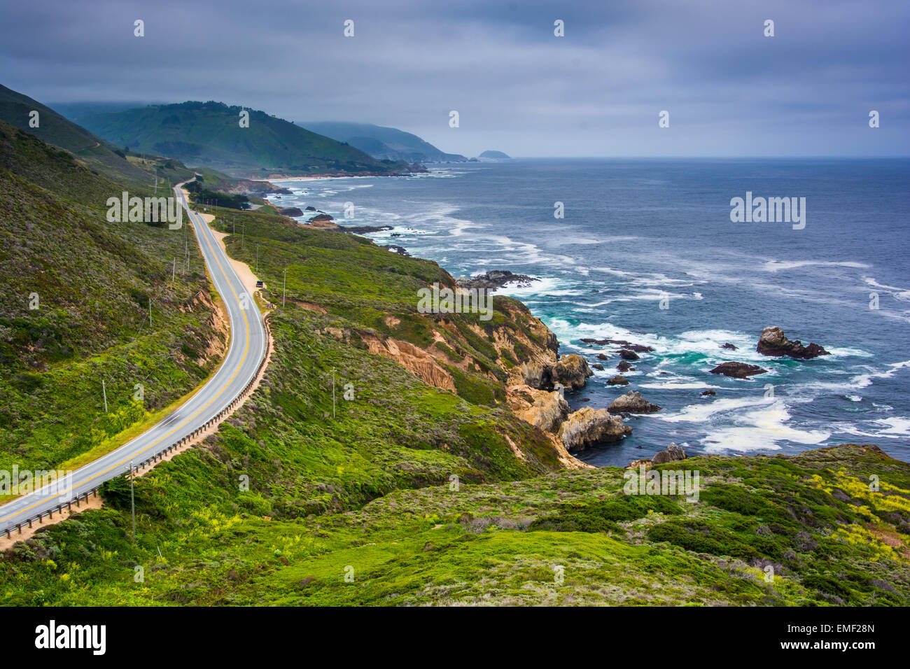 Ansicht der Pacific Coast Highway, an der Garrapata State Park, Kalifornien. Stockfoto