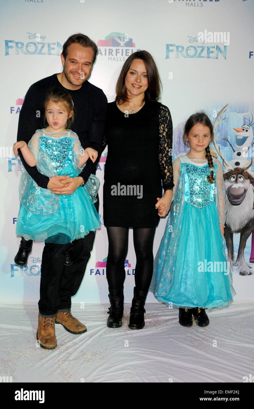 London Uk 1 November 2014 Zoe Tapper Besucht Vip Gala Screening Von Frozen Mitsingen Im Fairfield Halls Croydon Feiern Stockfotografie Alamy