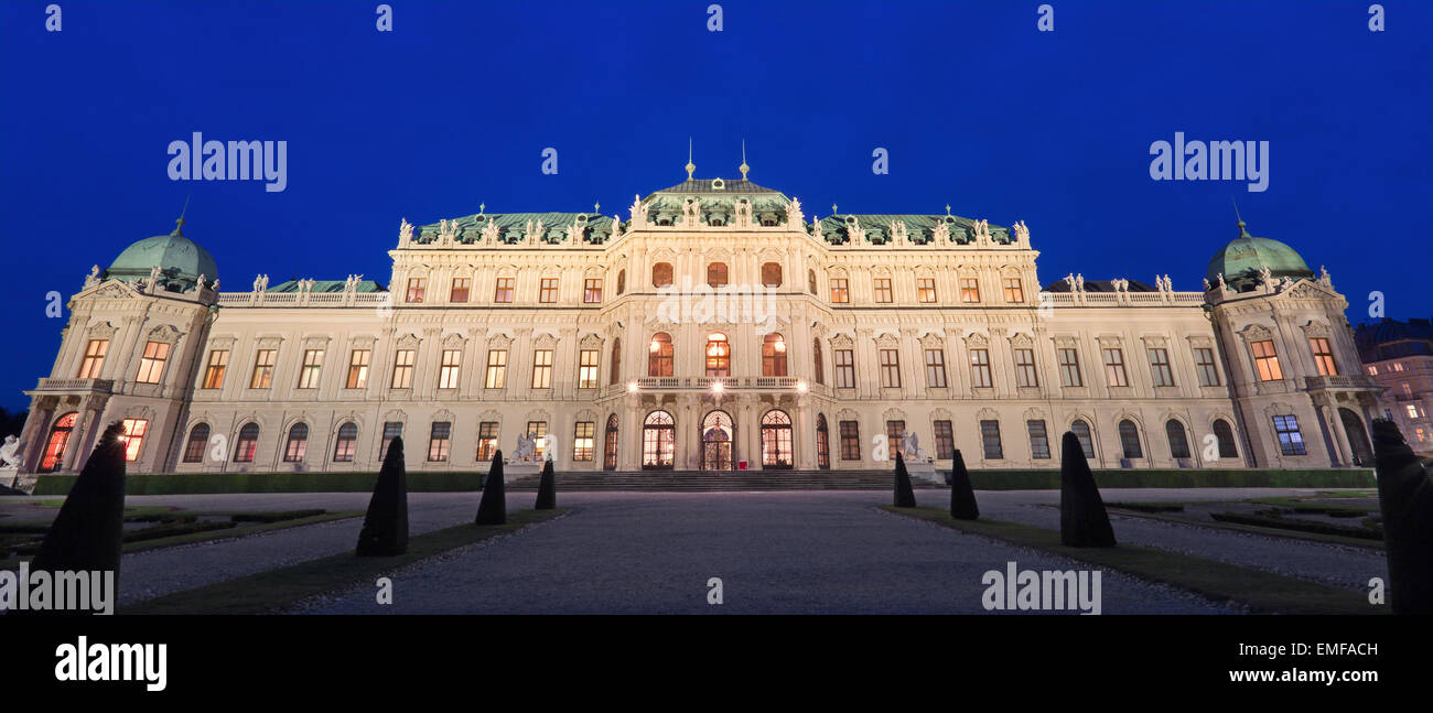 Wien - Schloss Belvedere in der Abenddämmerung Stockfoto