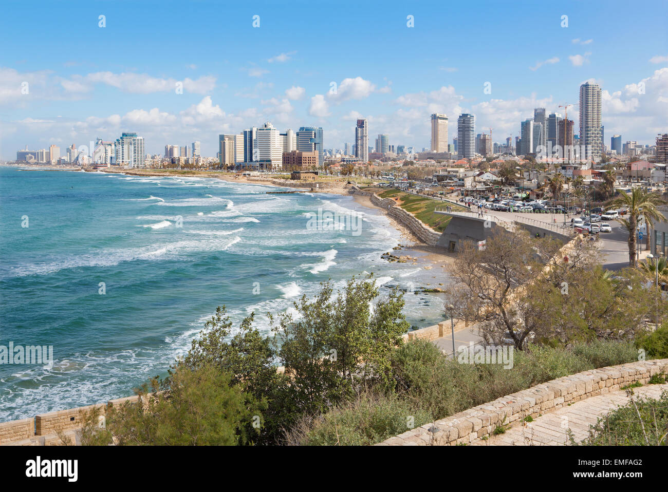 TEL AVIV, ISRAEL - 2. März 2015: Den Ausblick auf Hafen und Stadt von old Jaffa Stockfoto
