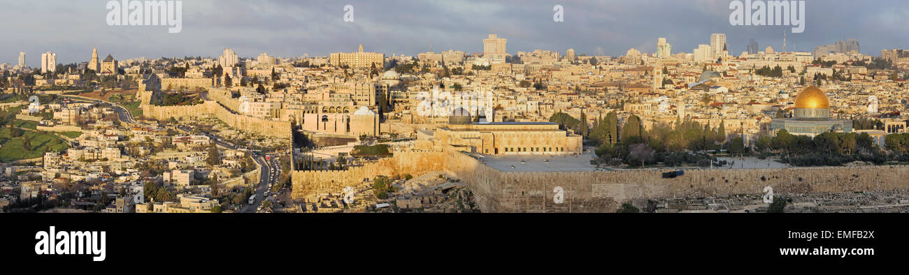 Jerusalem - Panorama vom Ölberg in Altstadt Stockfoto