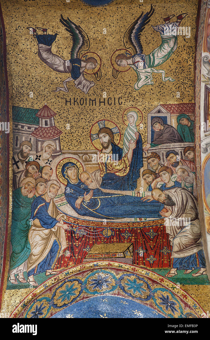 PALERMO - 8. APRIL: Mosaik der Heiligen Maria Tod an Decke aus der Kirche Santa Maria Dell' Ammiraglio oder La Martorana von 12. CEN Stockfoto