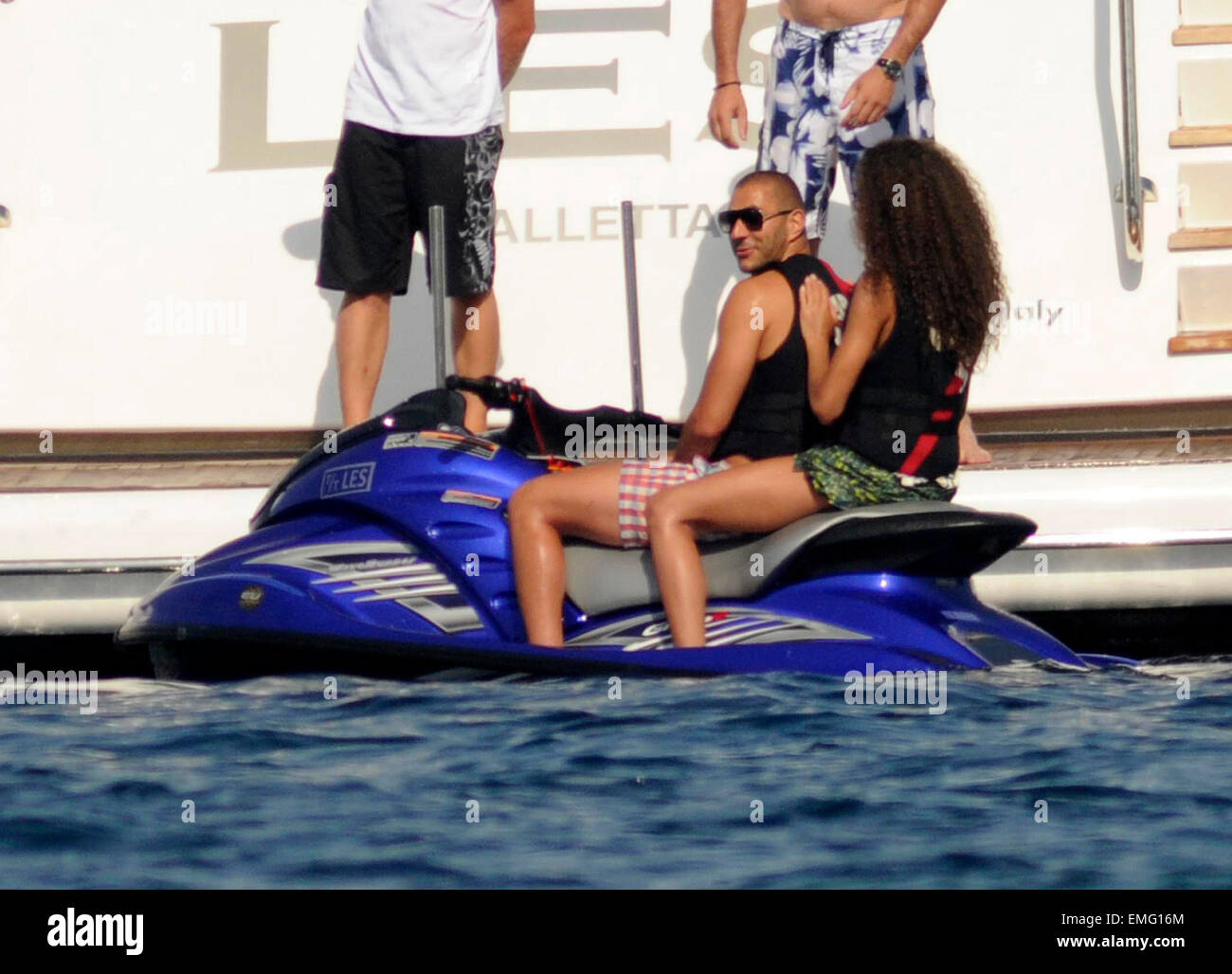 Karim Benzema And Girlfriend Stockfotos Und Bilder Kaufen Alamy