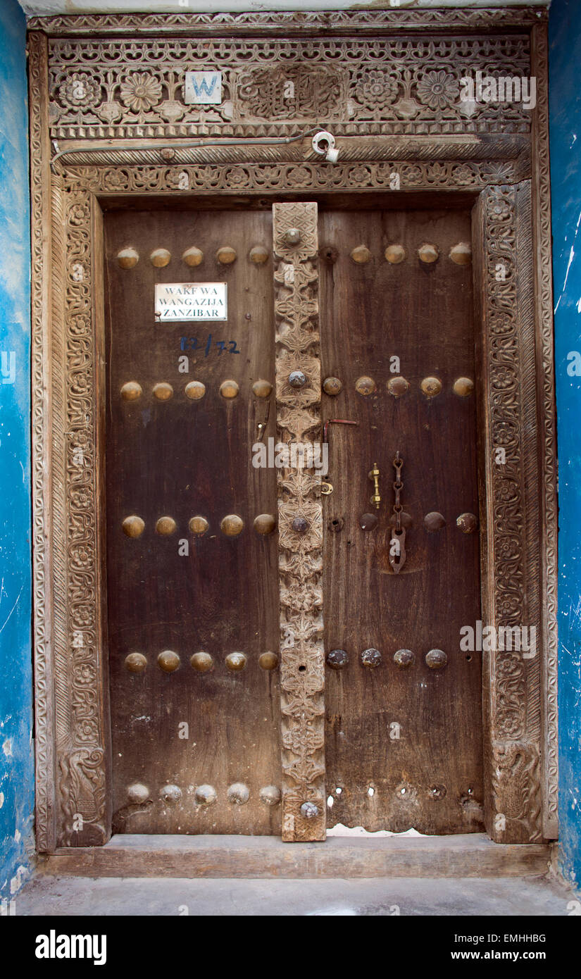 Holztüren in Sansibar Stockfoto