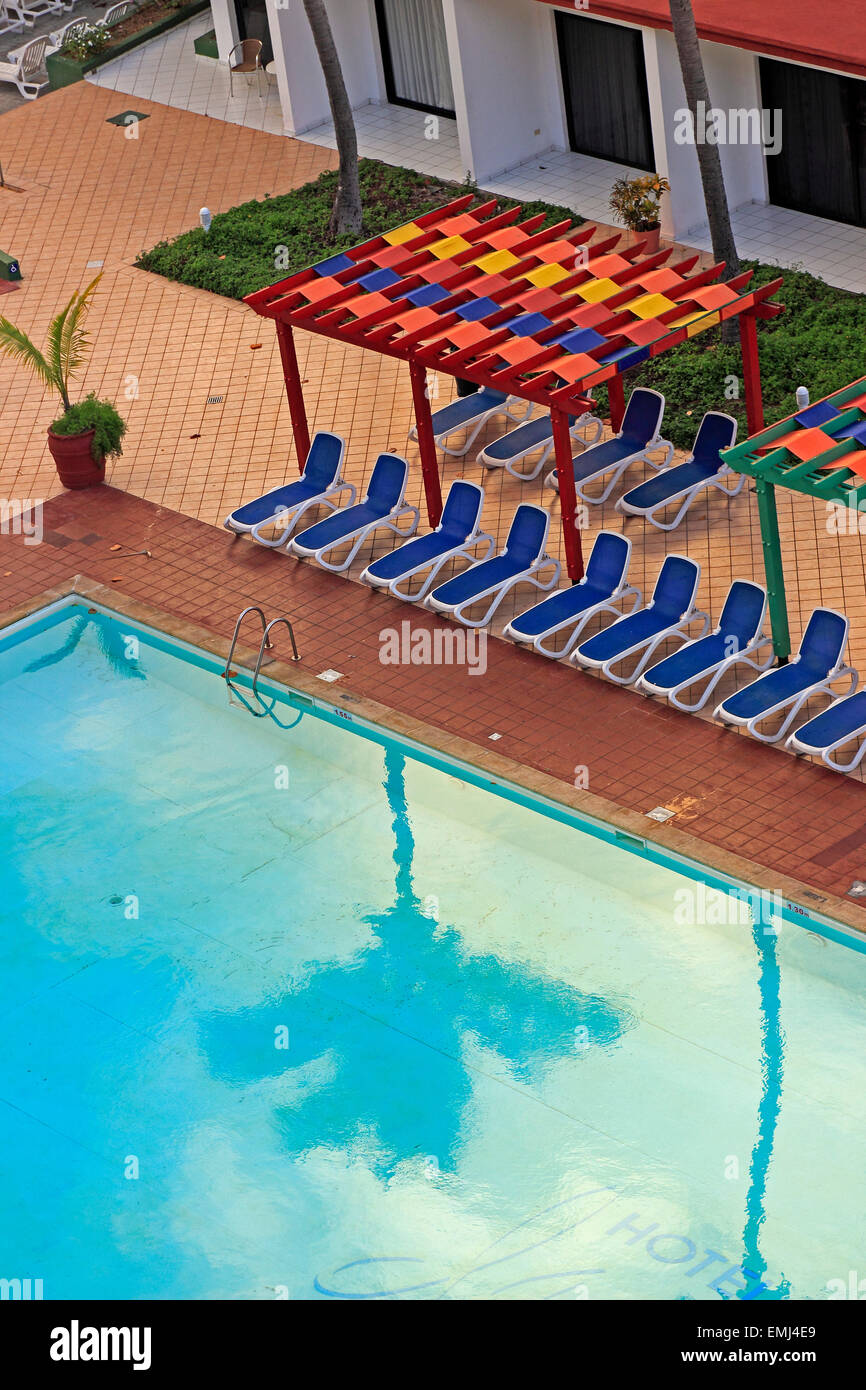 Tropisches Schwimmbad Hotel Jagua Cienfuegos Kuba Stockfoto