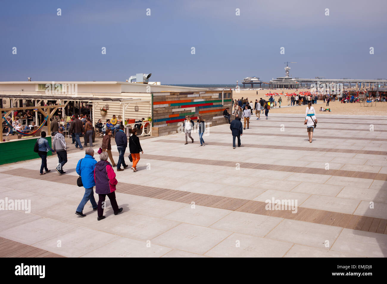 Scheveningen-Promenade und Strand in den Haag (Den Haag), Holland, Niederlande. Stockfoto