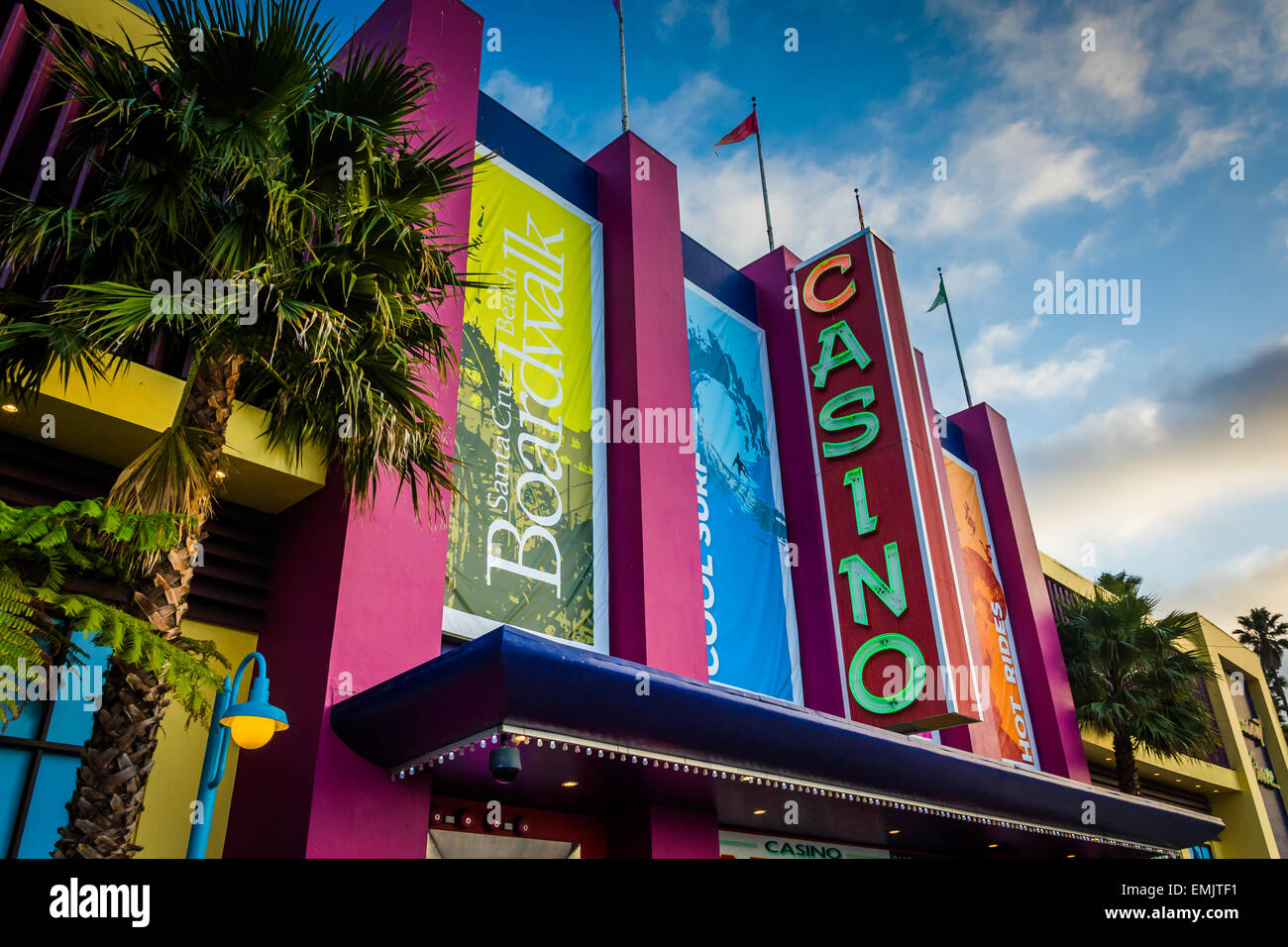 Casino-Arkade entlang der Promenade in Santa Cruz, Kalifornien. Stockfoto