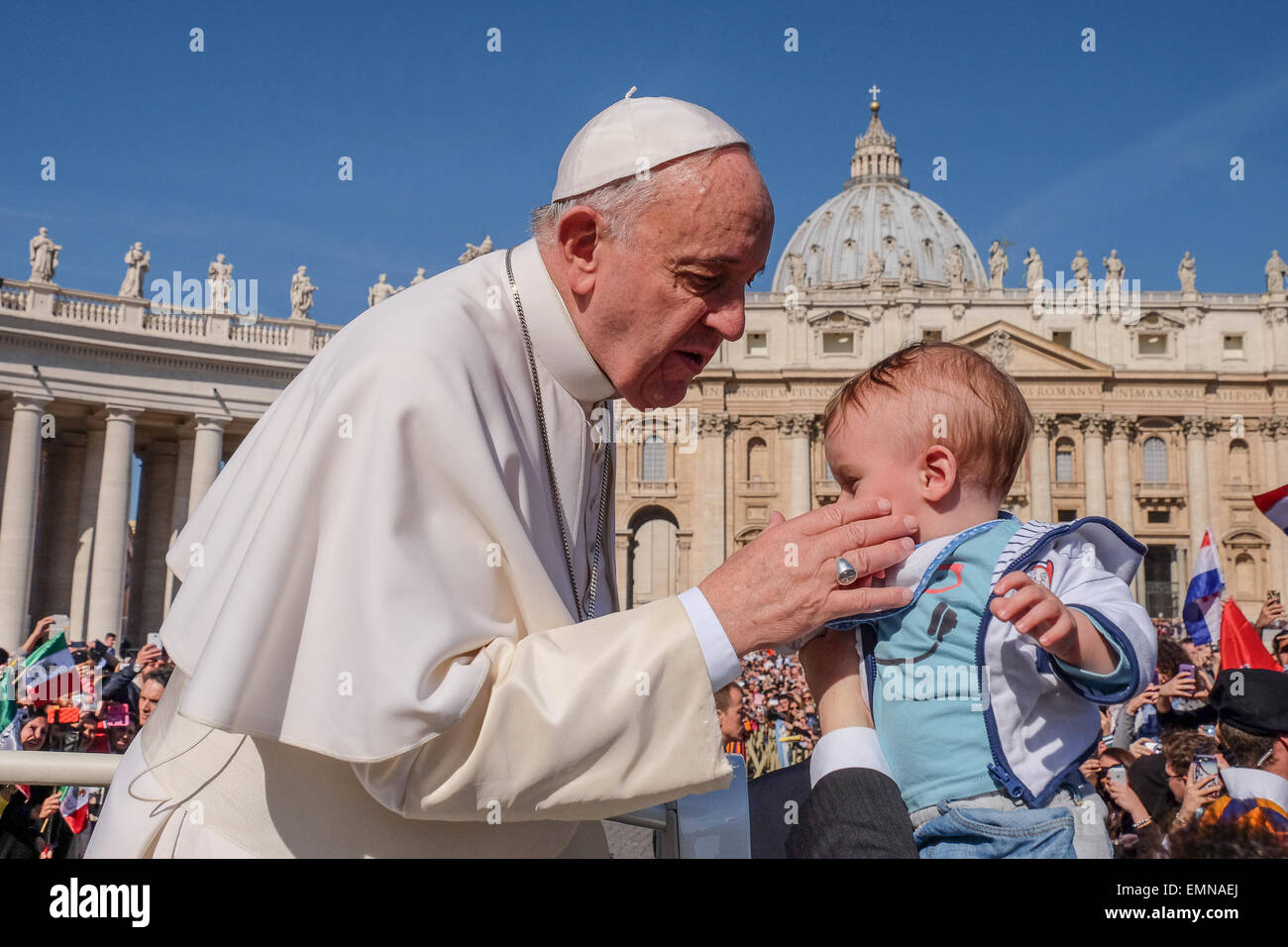 Vatikan-Stadt. 22. April 2015. Franziskus, Generalaudienz vom 22. April 2015 Credit: wirklich einfach Star/Alamy Live-Nachrichten Stockfoto
