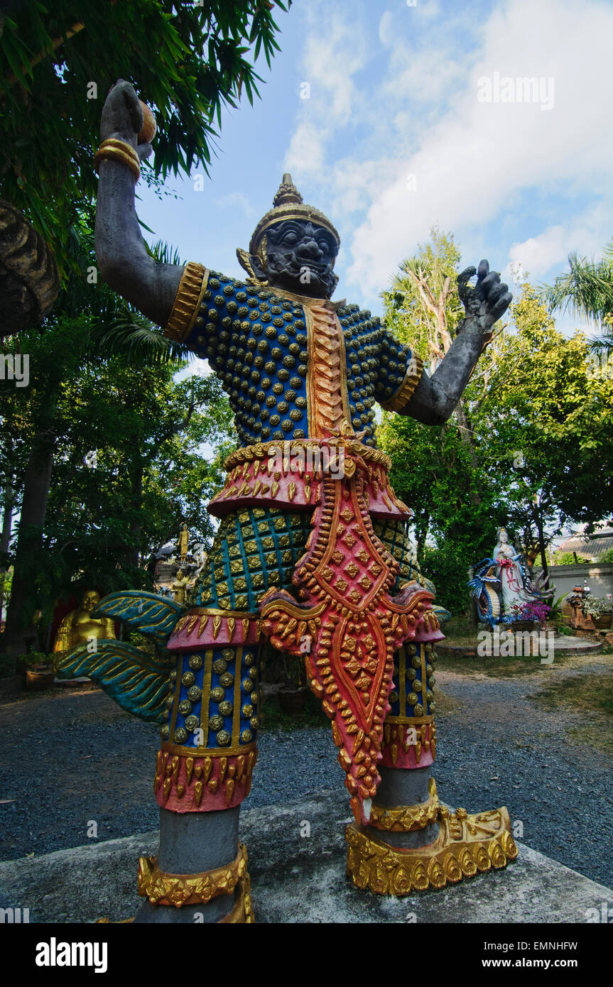 Traditionelle Thai Puppet-Statue am Himmel und Hölle Park Aty Wat Si Khom Kham in Phayao Provinz, Thailand Stockfoto