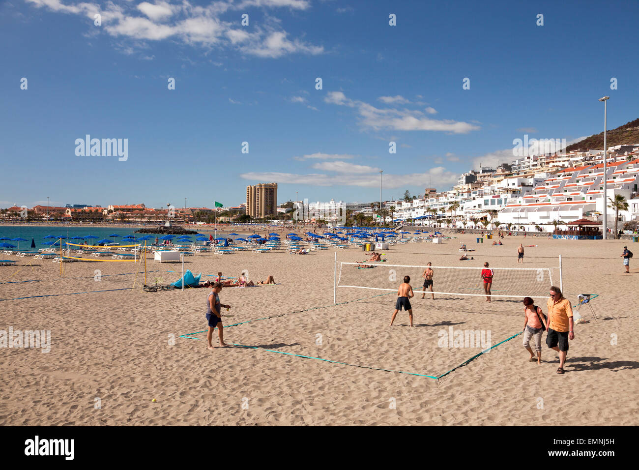 Beach-Volleyball in Los Cristianos, Teneriffa, Kanarische Inseln, Spanien, Europa Stockfoto