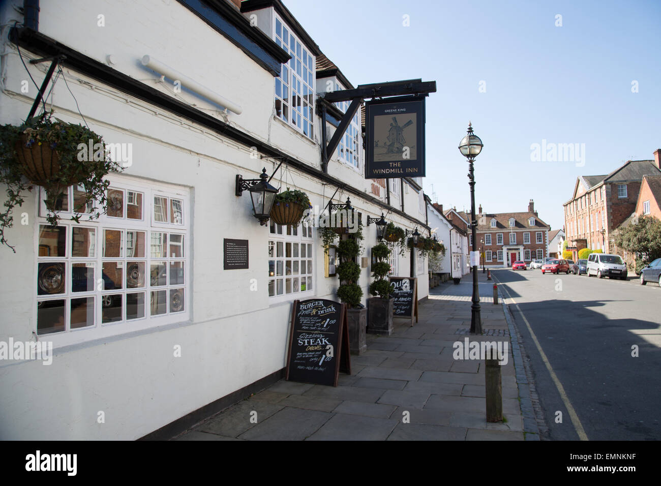 Außenaufnahme des Windmühle Pub in Stratford-upon-Avon, Warwickshire Stockfoto