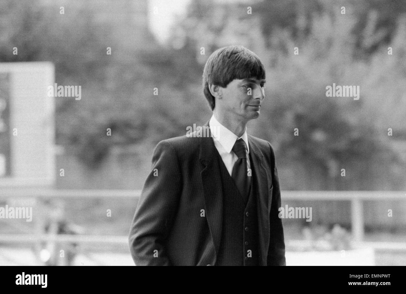 David Boutflour, Cousin von Jeremy Bamber gesehen hier aus Chelmsford Crown Court nach Zeugenaussage. Jeremy Bamber war aufgeladen und schuldig des Mordes an seiner Adoptiveltern, seine Schwester Shelia und ihr sechs Jahre alten Zwillingen am Bauernhof der Familie Zuhause von White House. 6. Oktober 1986 Stockfoto