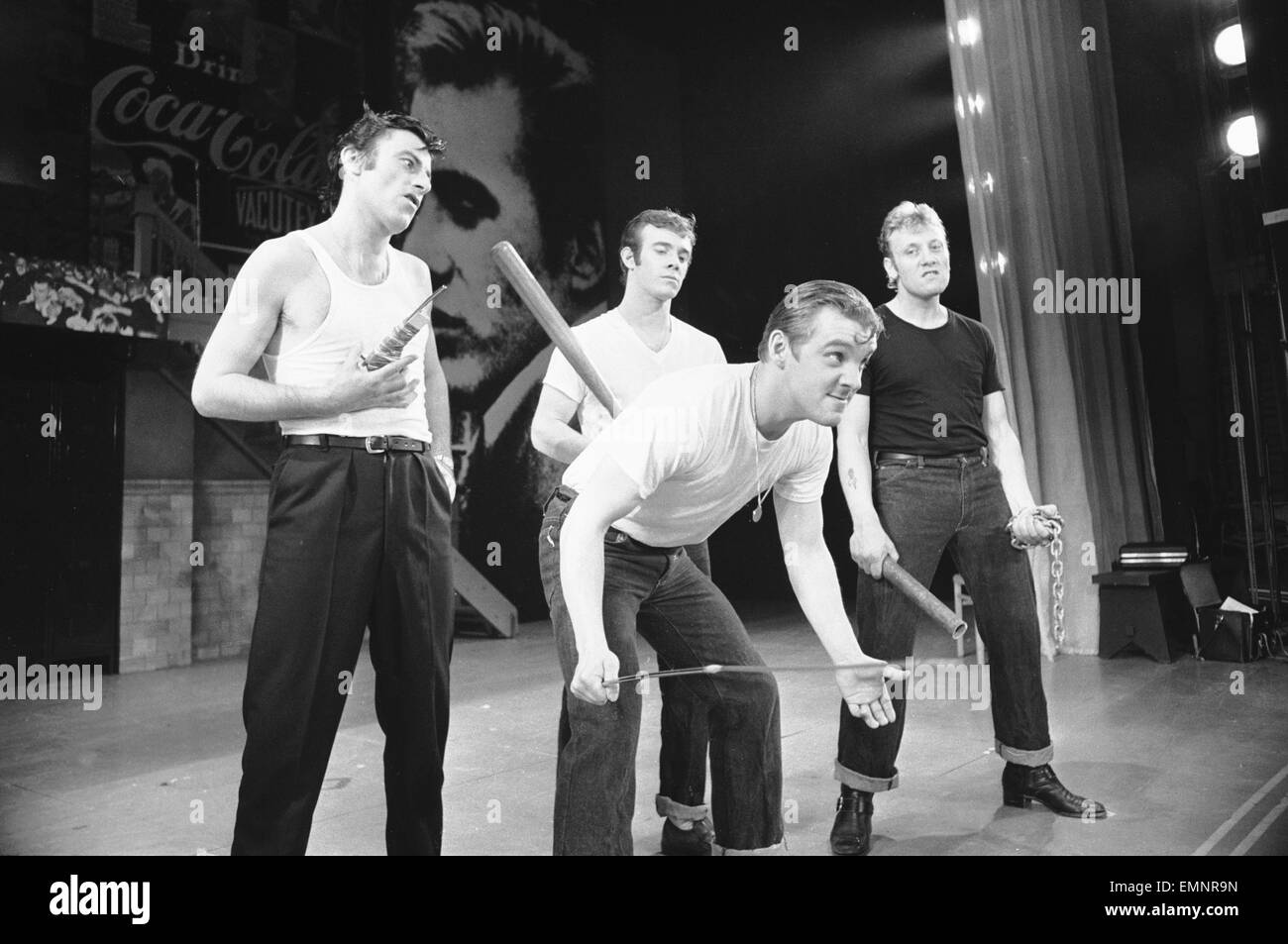 Mitglieder der Besetzung von Fett während einer Generalprobe im Teatro Coventry hier auf der Bühne zu sehen. Die Show inmitten der 50er Jahre Rock ' n Roll Jahre tourt die Provinzen, bevor wir ins Londoner West End. 30. Mai 1973 Stockfoto