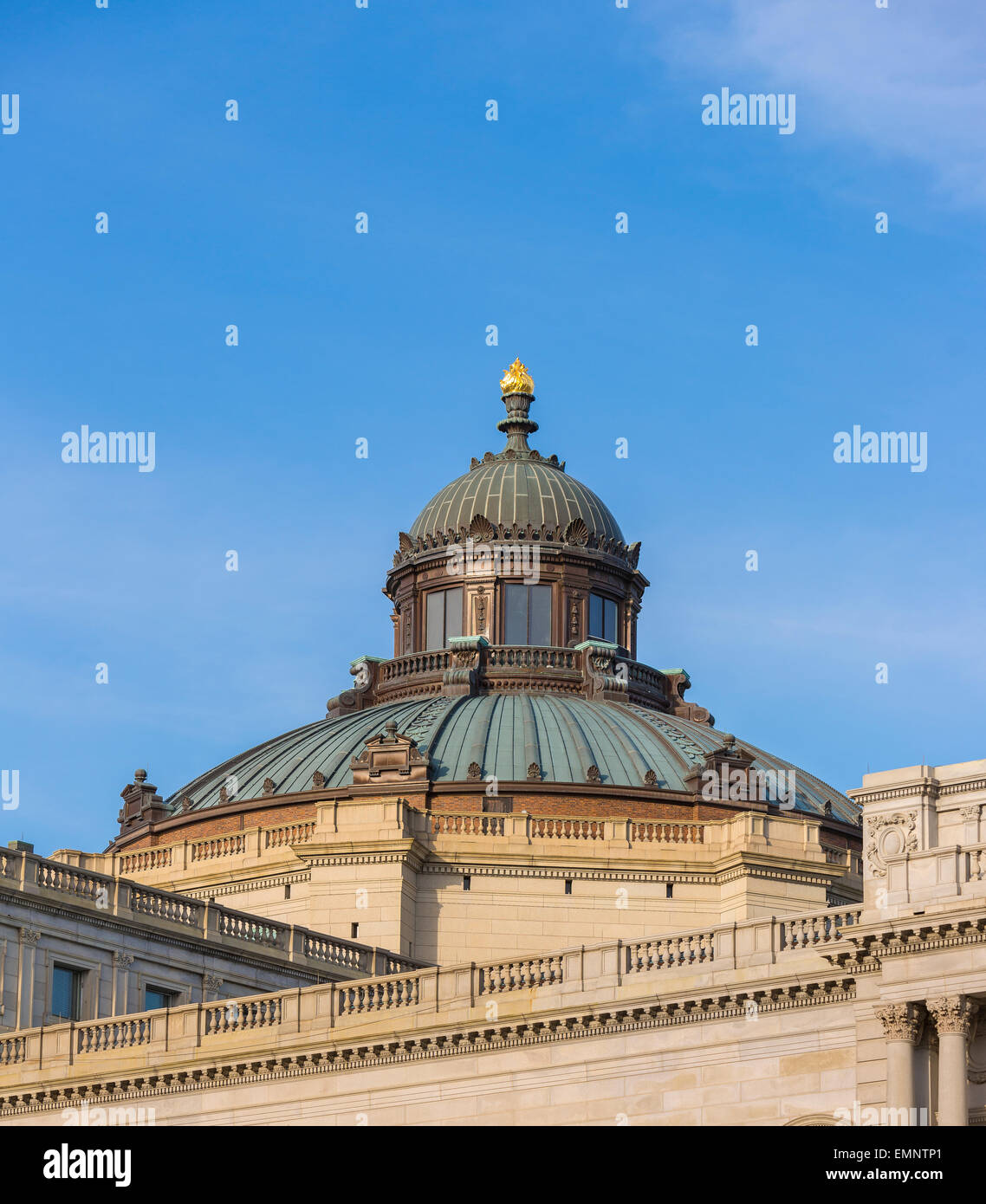 WASHINGTON, DC, USA - Kupfer-Kuppel auf der Oberseite der US Library of Congress, Thomas Jefferson Building. Stockfoto