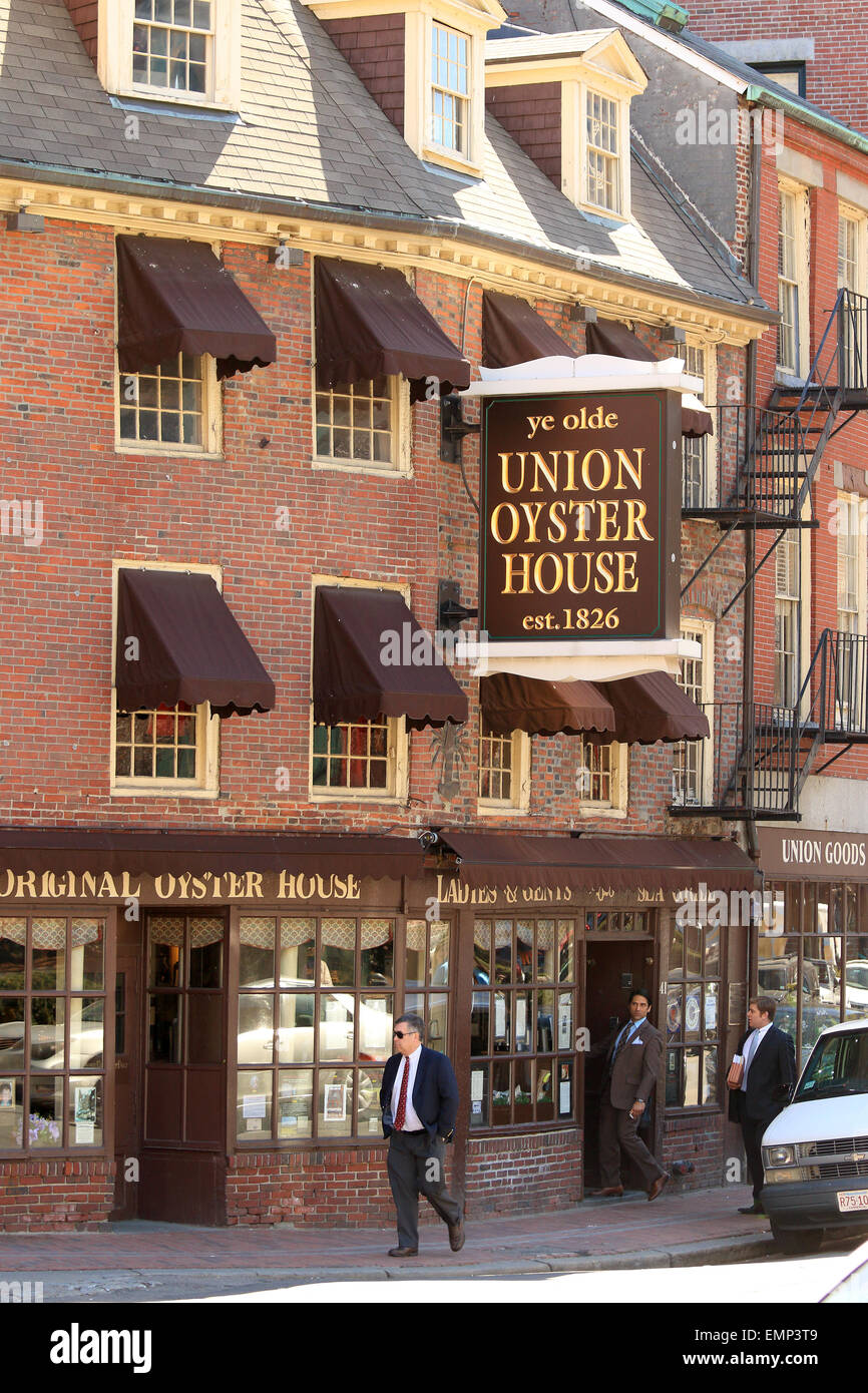 Boston Masschusetts Freedom Trail Wahrzeichen Ye Olde Union Oyster House Restaurant und Unternehmer, Business-Mann. Stockfoto