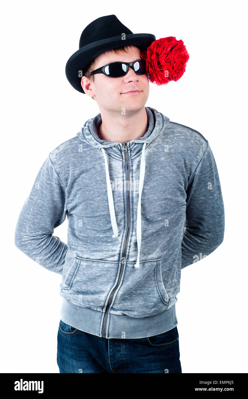 Junger Mann mit Hut mit Sonnenbrille, isoliert Stockfoto