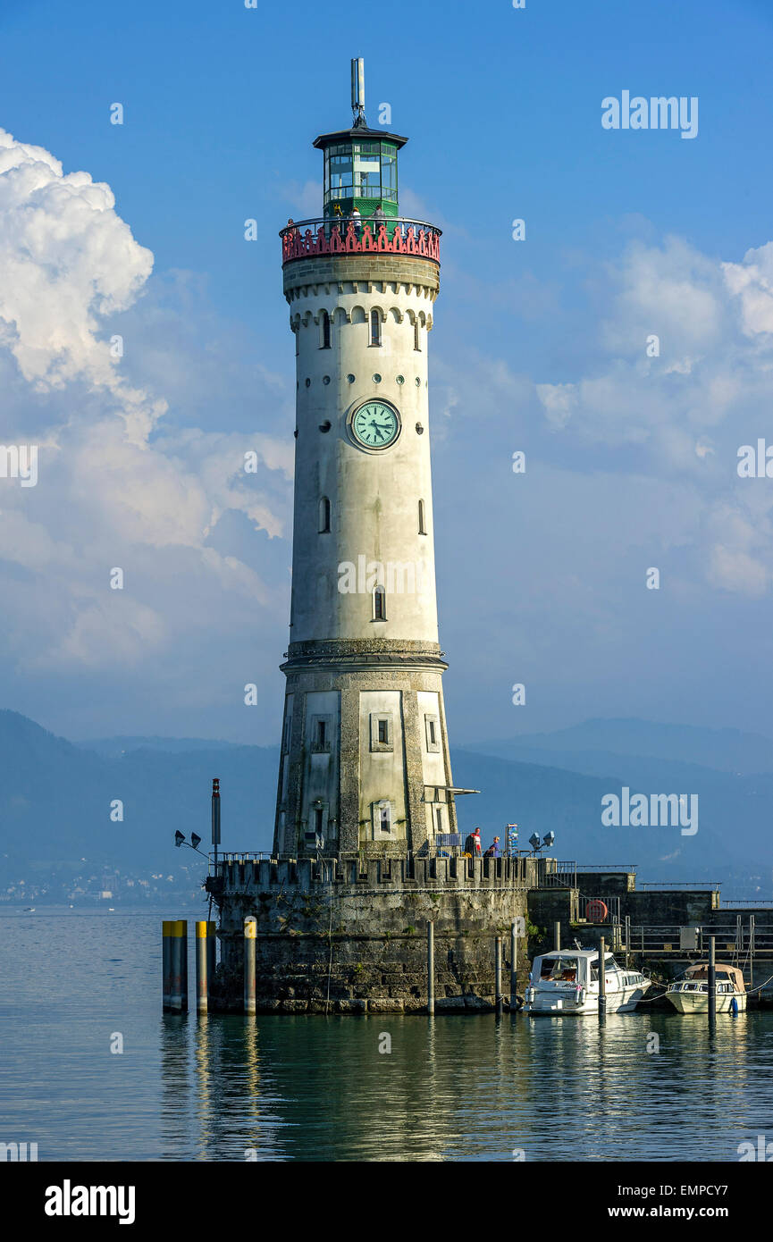 Neuer Leuchtturm an der Hafeneinfahrt port, Bodensee, Lindau, Schwaben, Bayern, Deutschland Stockfoto