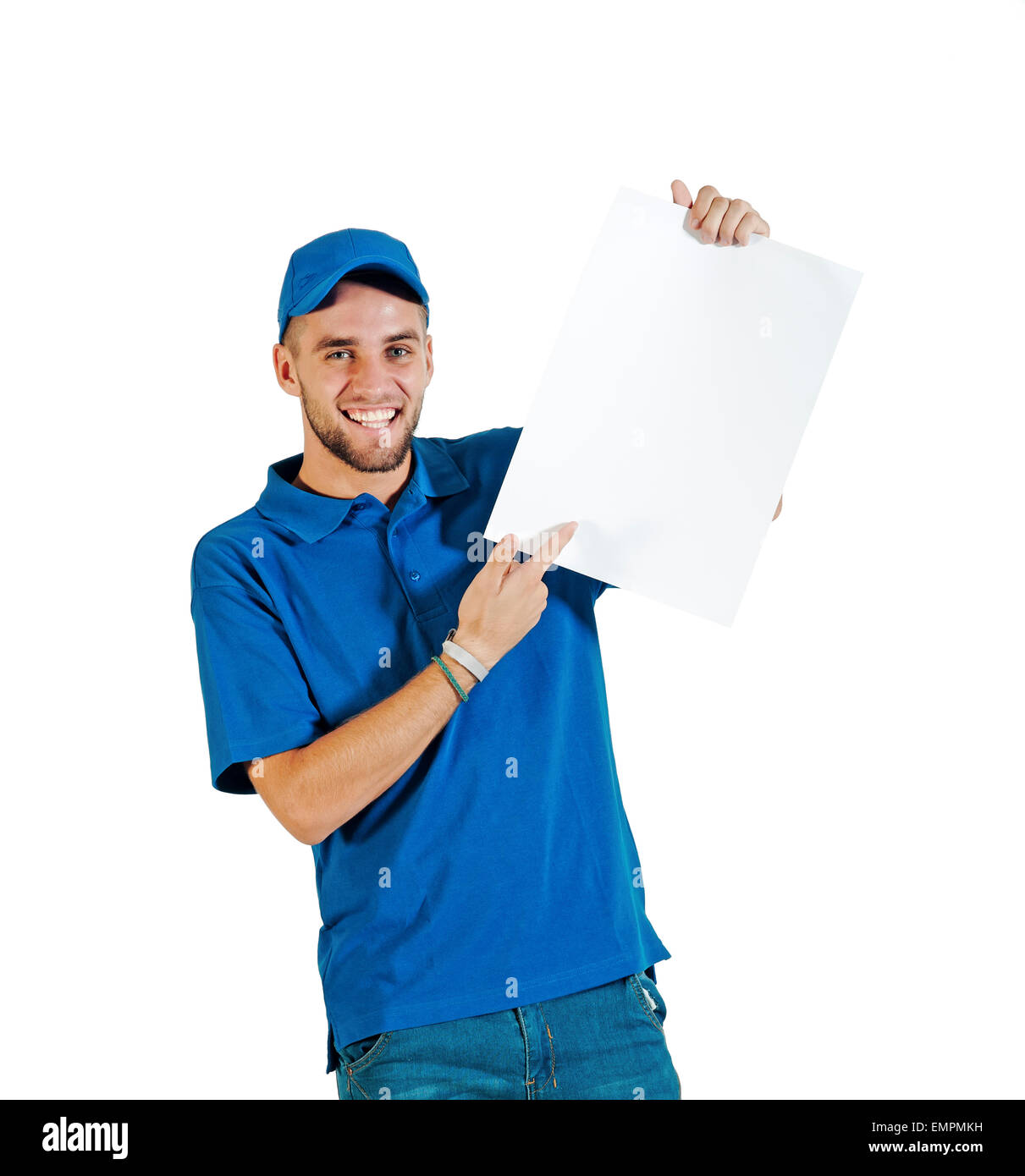 Begeisterte junge tragen blaue Schild halten Stockfoto