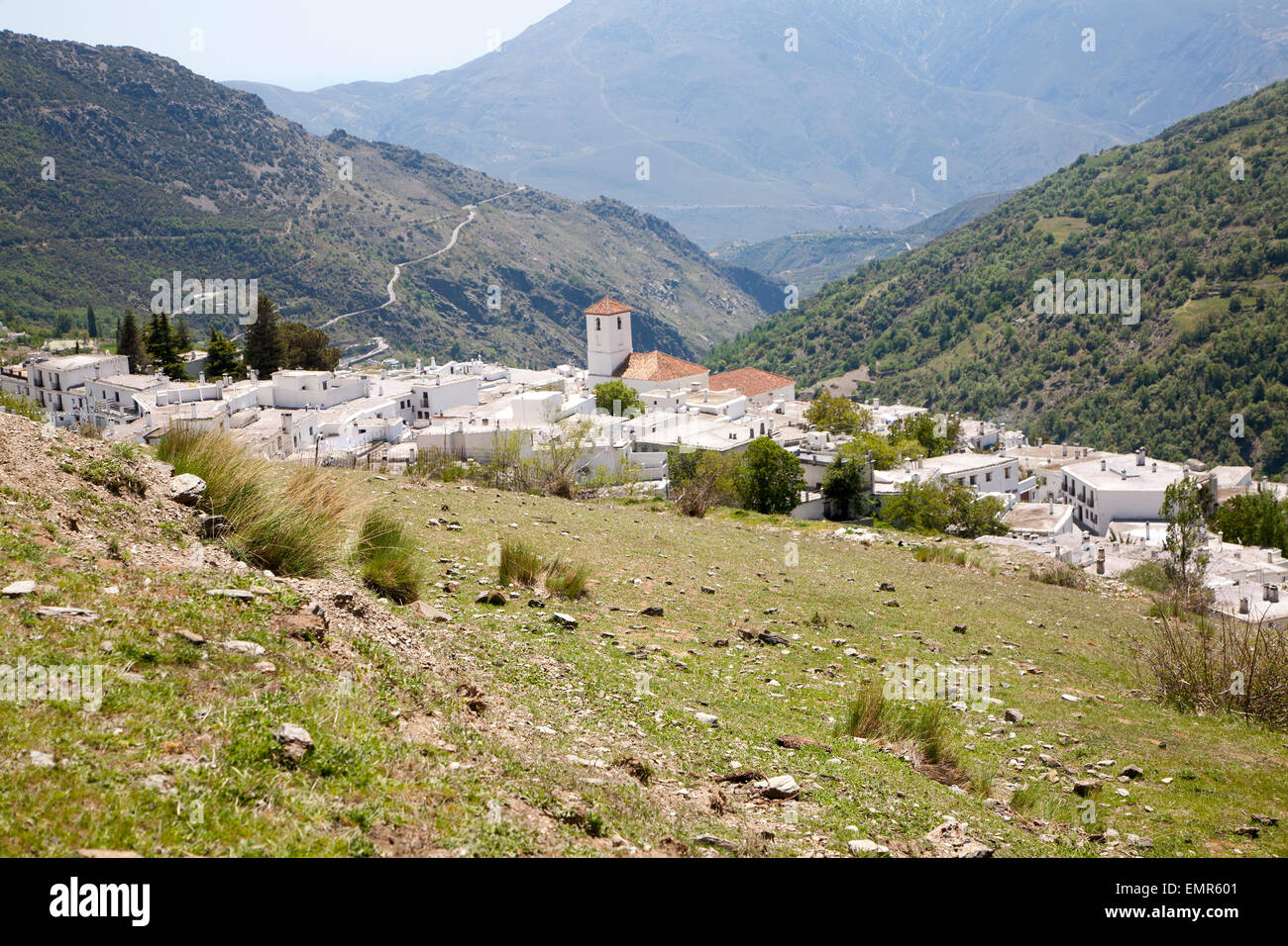 Weiß getünchten Dorf Capileira, hohe Alpujarras, Sierra Nevada, Provinz Granada, Spanien Stockfoto