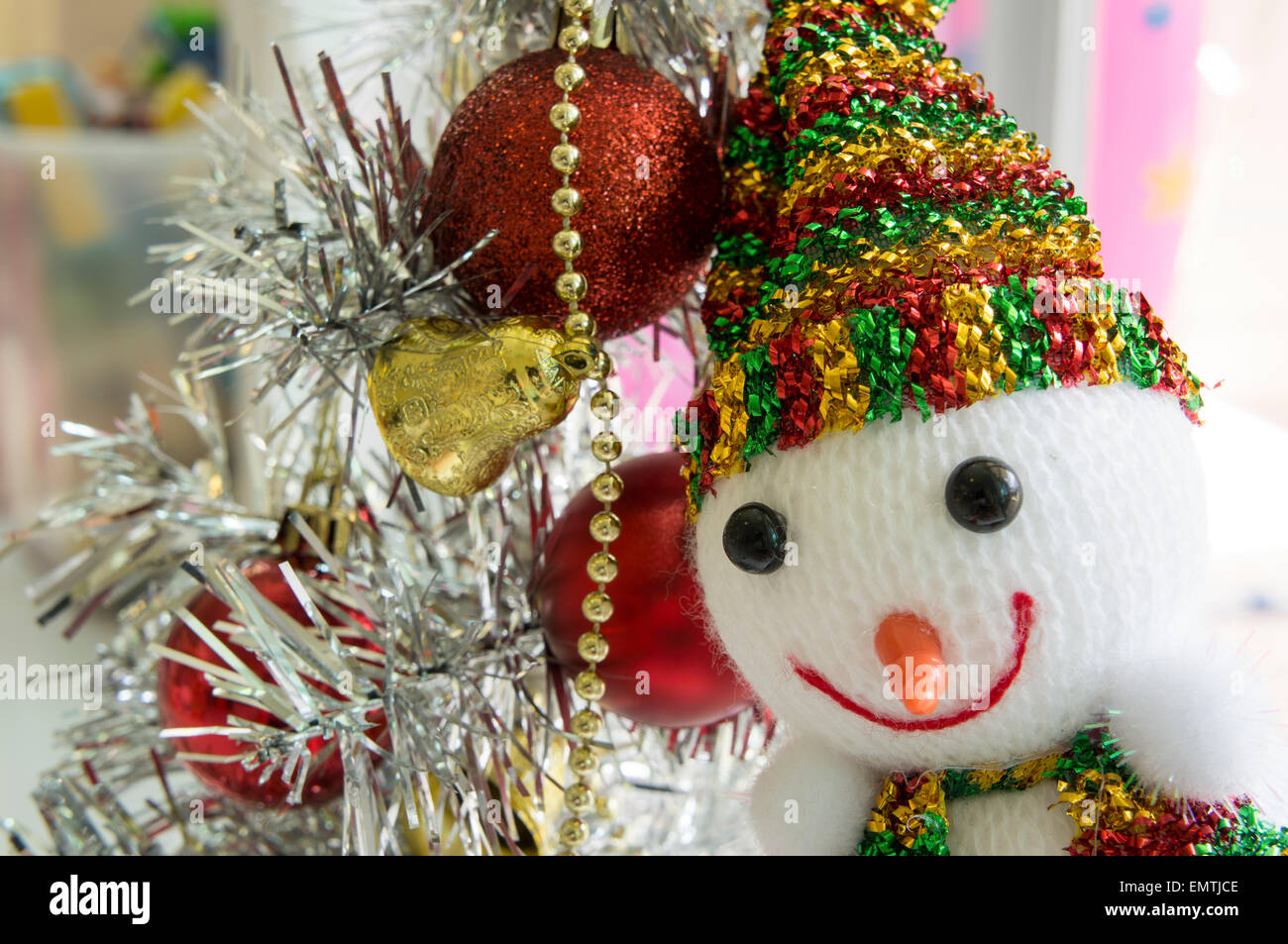 Teil geschlossen bis Detail Christbaumkugel rot Stockfoto