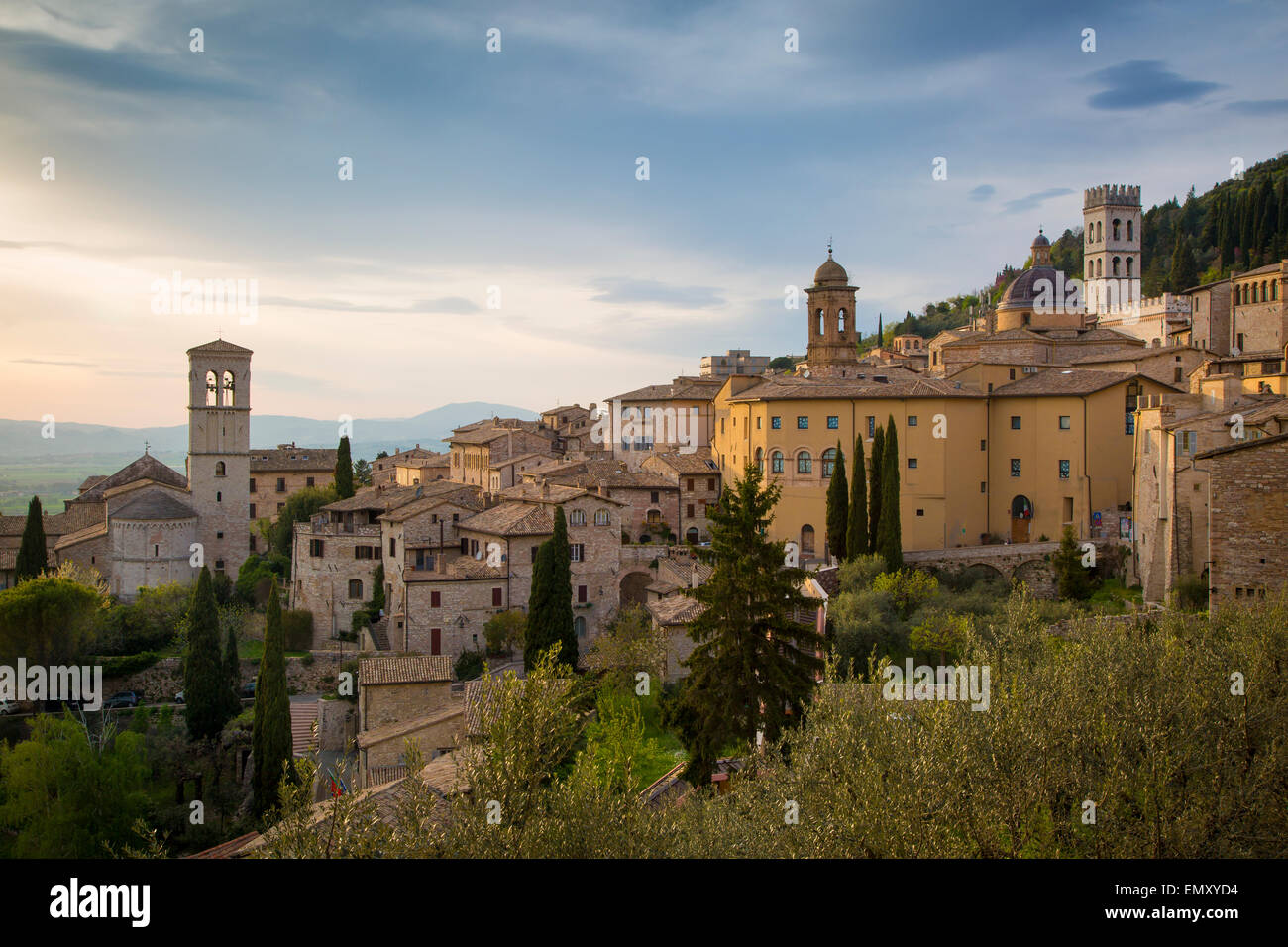 Abend-Blick auf Assisi, Umbrien, Italien Stockfoto
