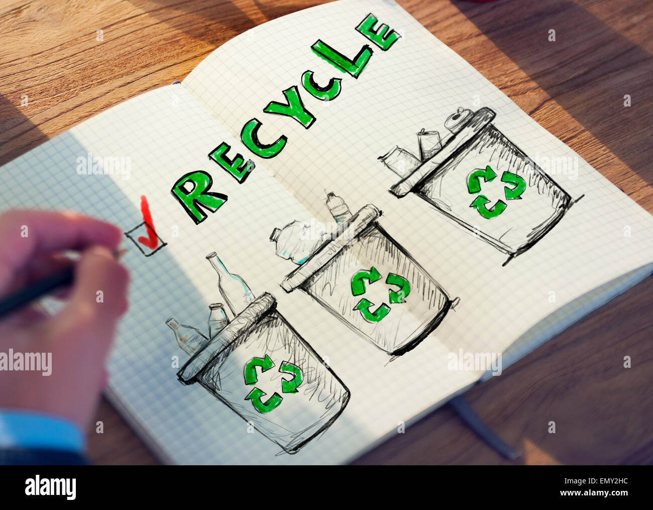 Bürotisch mit Recycling Konzept Stockfoto
