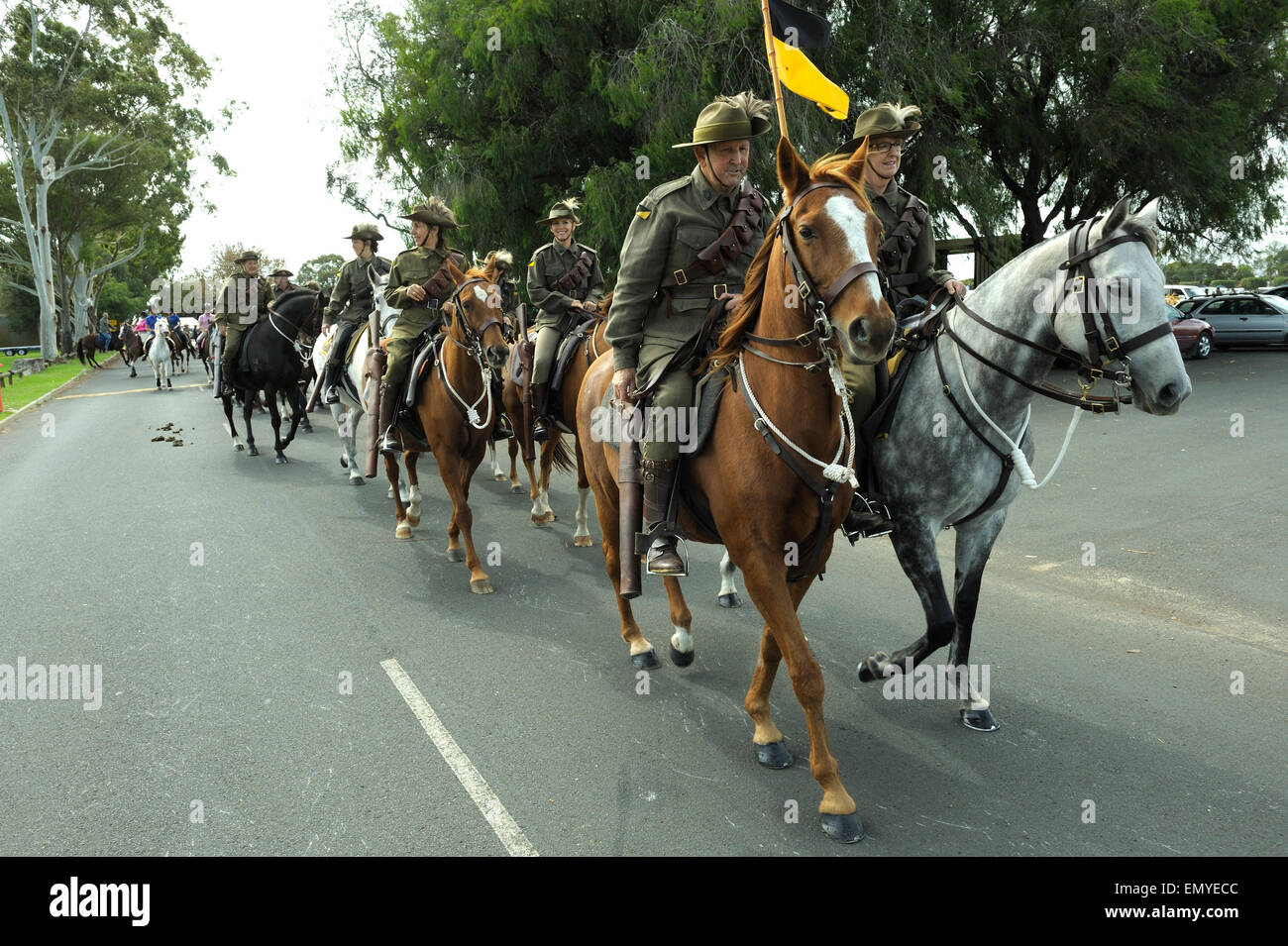 Reiter und ihre Pferde zum Gedenken an den 10. Licht Pferd Regiment Stockfoto