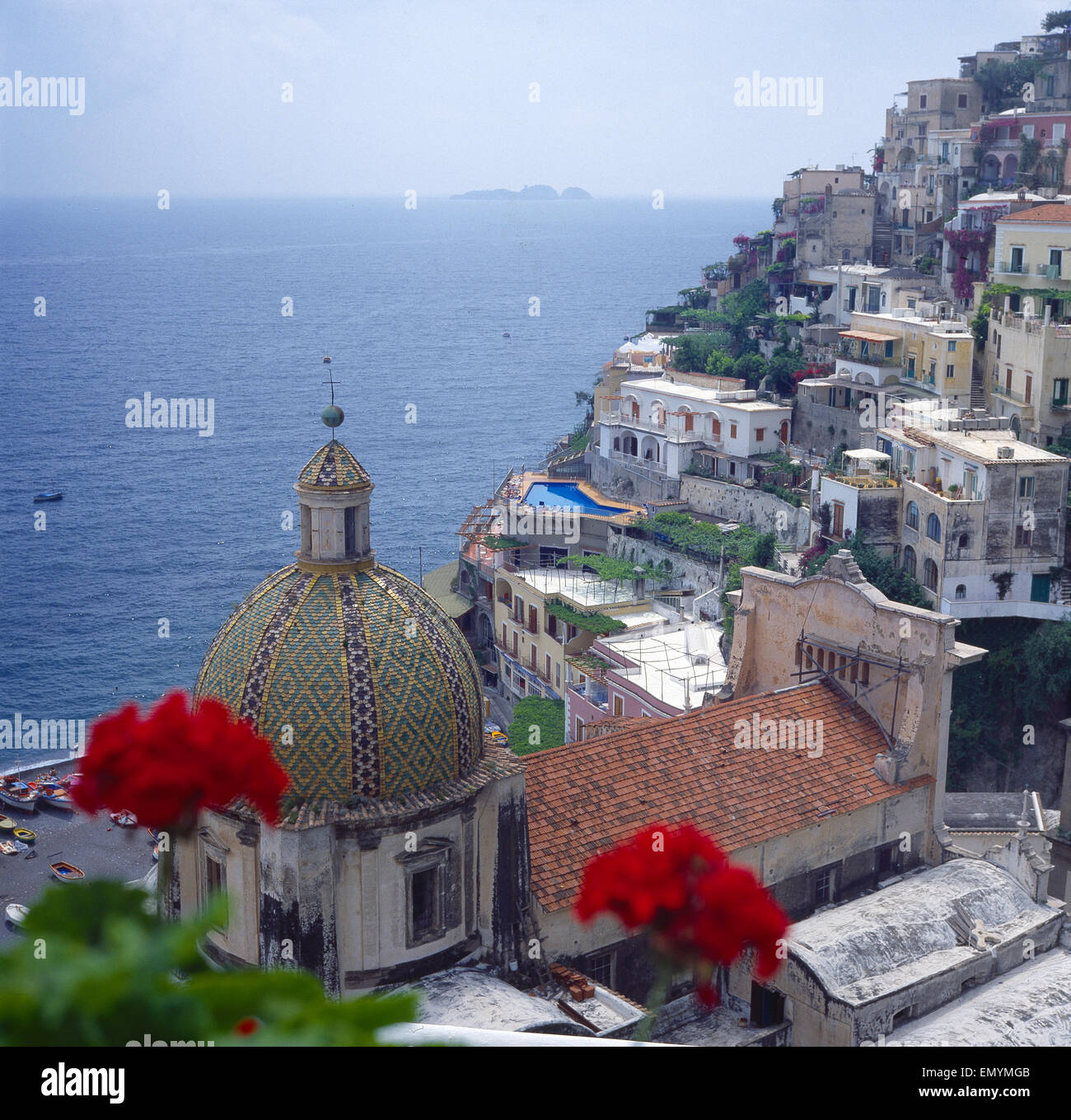 Italien, Golf von Salerno, Positano: Kirche Santa Maria Assunta Stockfoto