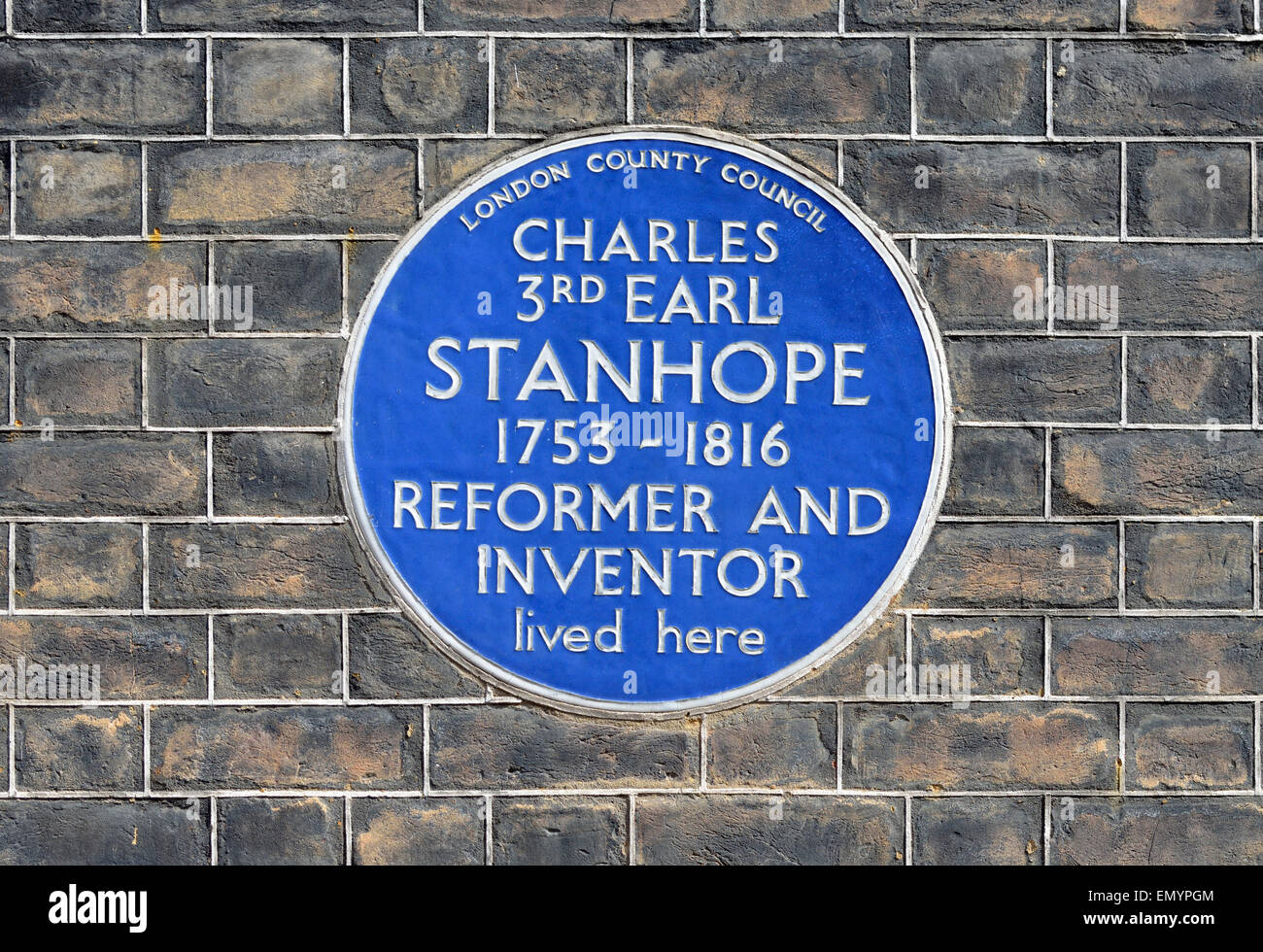 London, England, Vereinigtes Königreich. Blaue Gedenktafel: "Charles 3. Earl Stanhope 1753-1816 Reformer und Erfinder lebten hier" Stockfoto