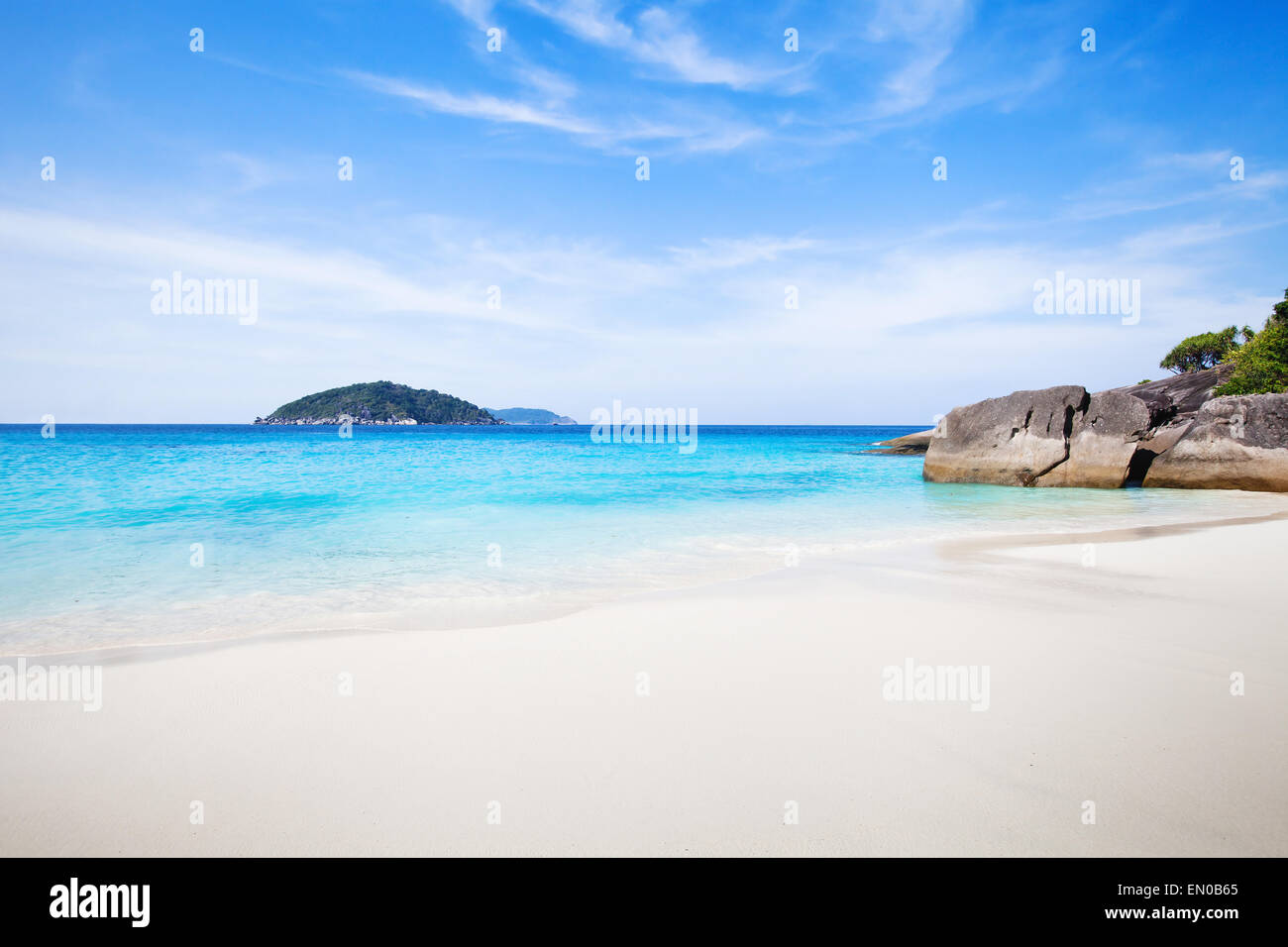perfekte tropische Paradiesstrand mit weißem Sand und blau türkis Wasser Stockfoto