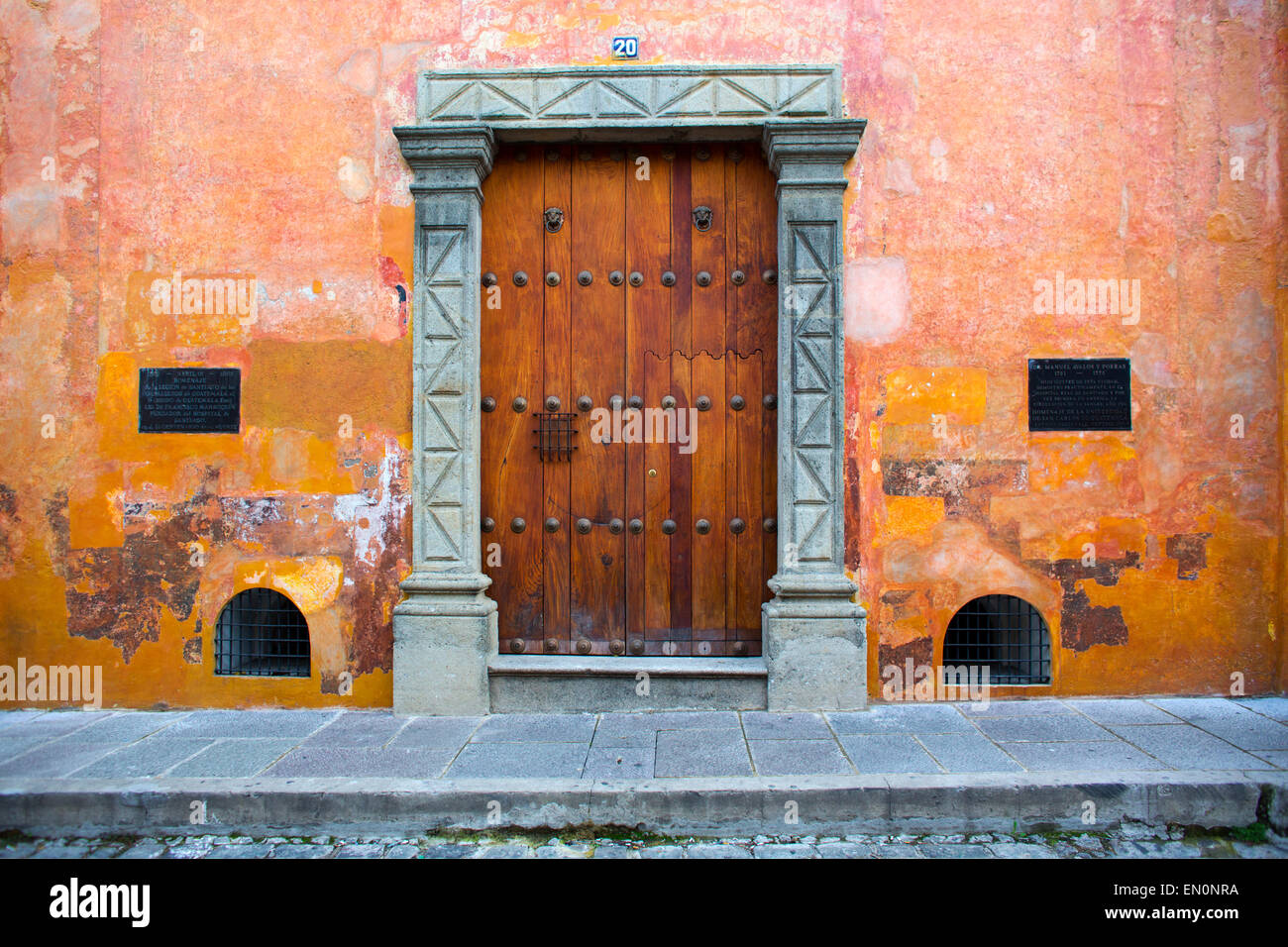 Haustür in Antigua, Guatemala Stockfoto