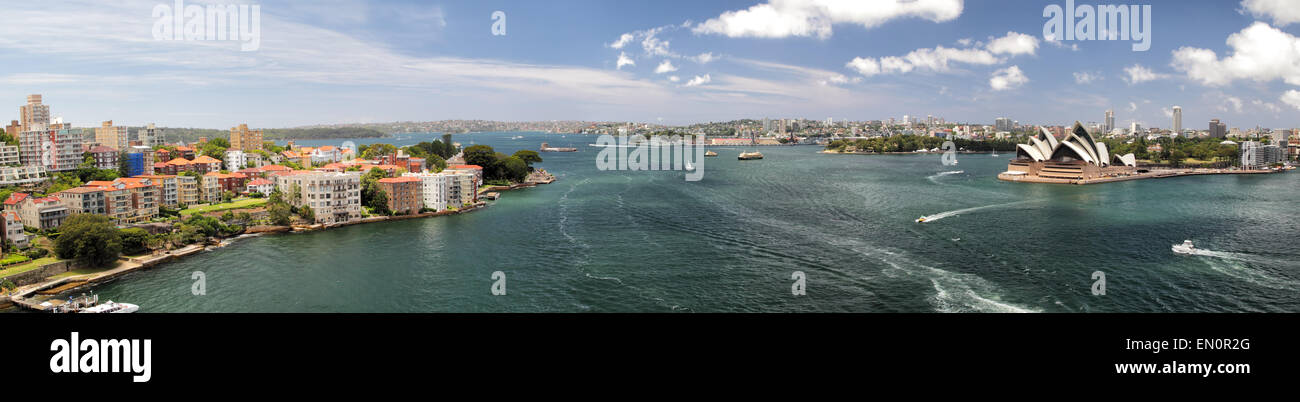 Panorama von Sydney Harbour, Sydney Opera House und der nördlichen Vorort Kirribilli in Sydney, Australien. Stockfoto