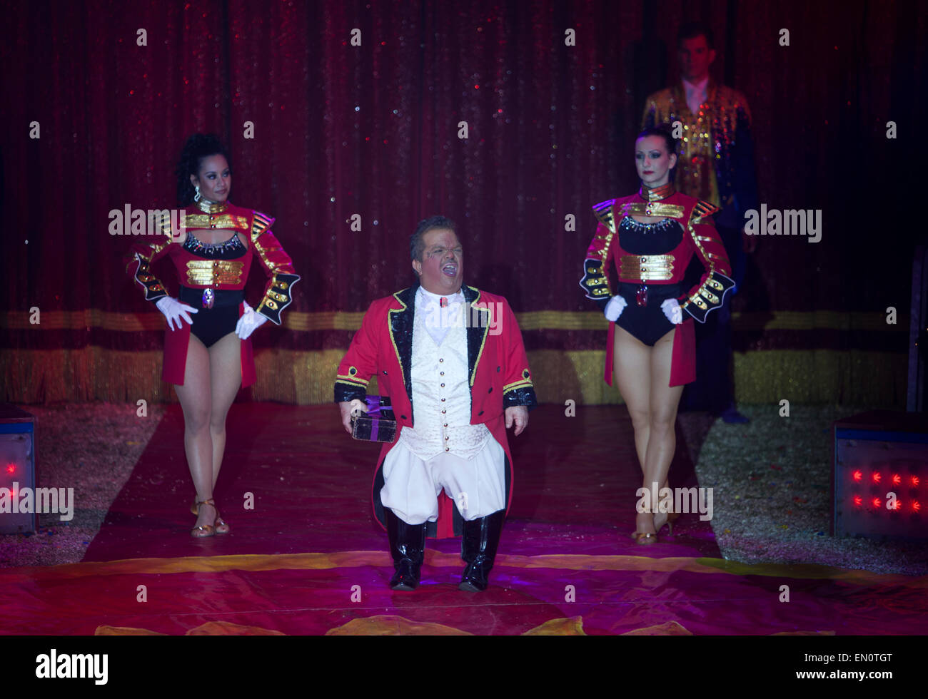 Ein neues Gesetz erlaubt keine Wildtiere im niederländischen Zirkus Renz durchführen. Stockfoto