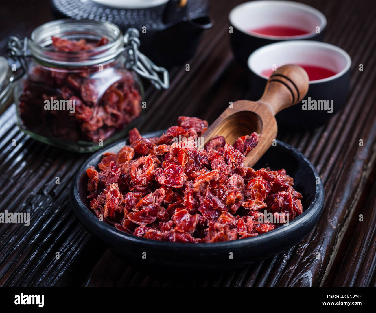 Getrocknete Cranberries für heißen Tee oder Punsch Stockfoto