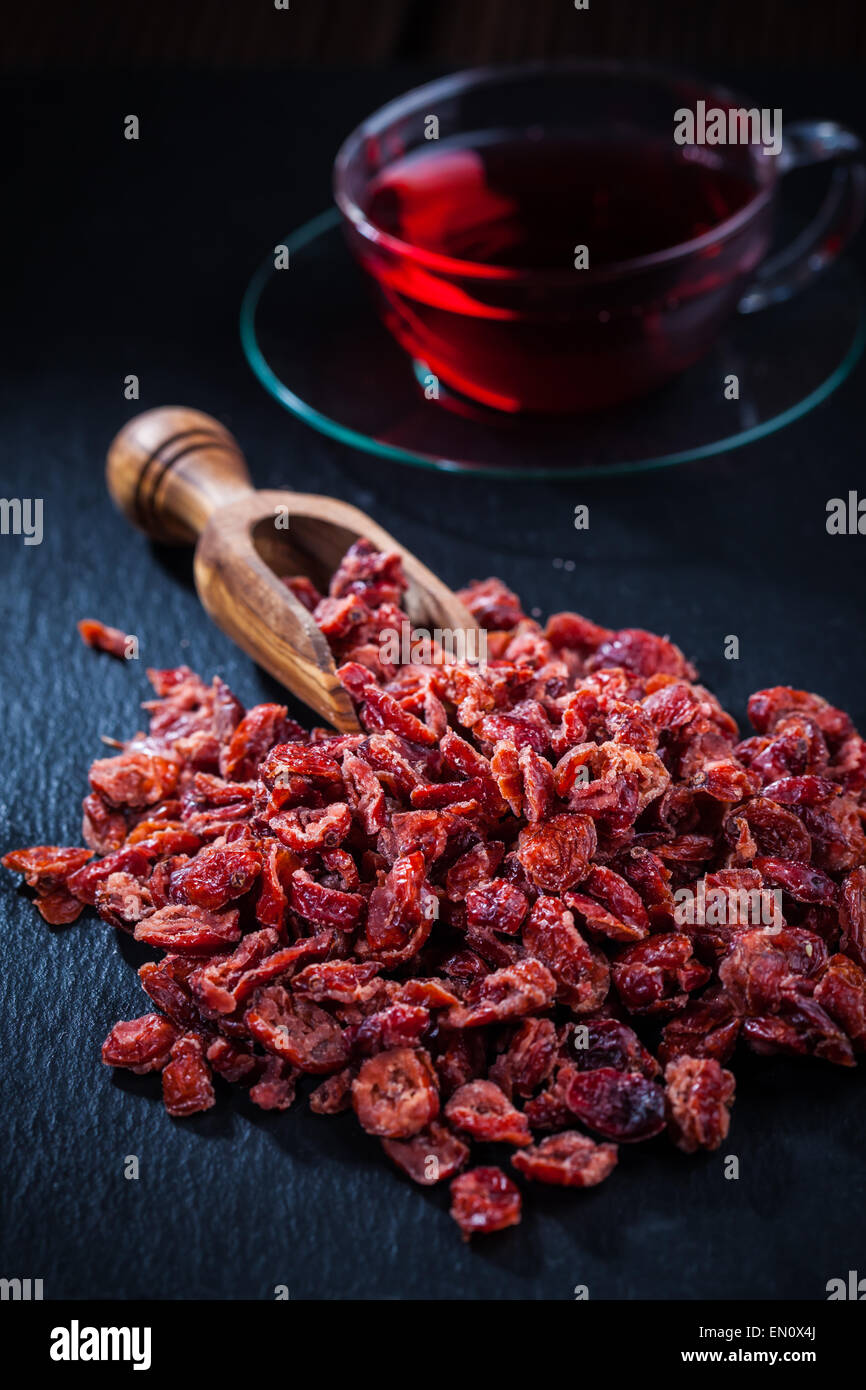 Getrocknete Cranberries für heißen Tee oder Punsch Stockfoto