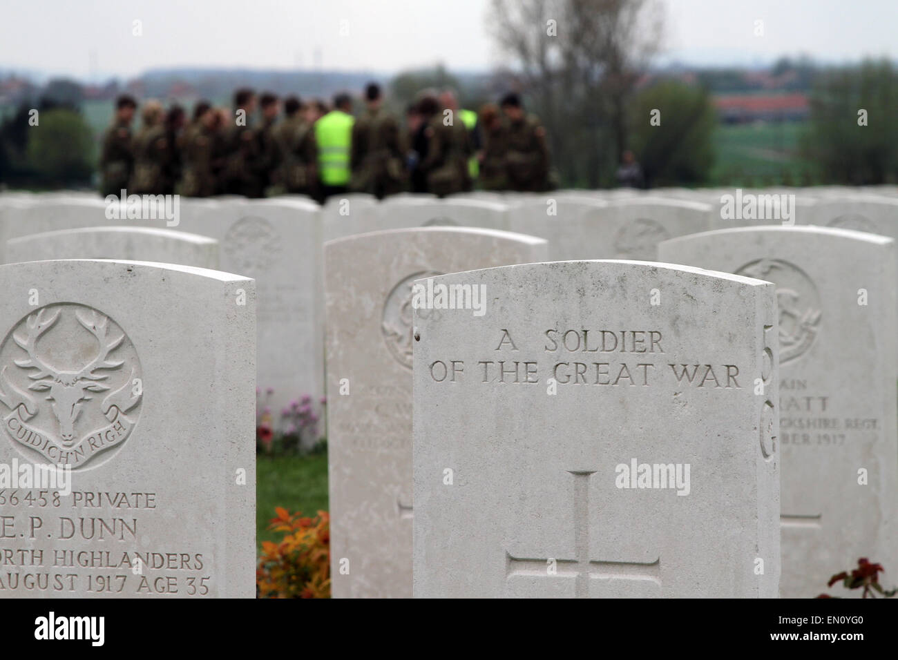 Die Gräber von Soldaten getötet, während des ersten Weltkrieges am Tyne Cot Friedhof, in der Nähe von Ypern, Belgien Stockfoto