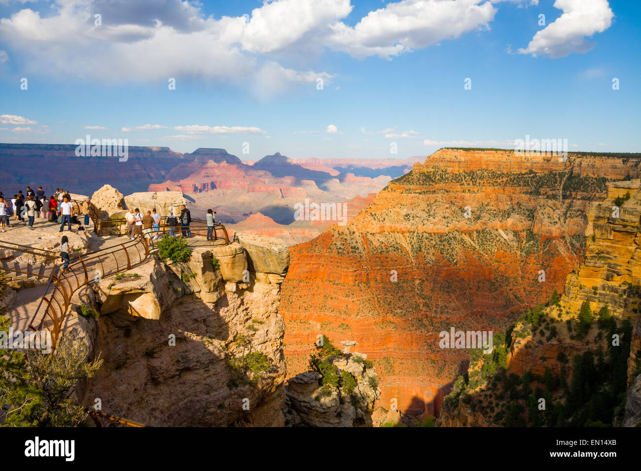 Grand Canyon an einem sonnigen Tag, Arizona Stockfoto