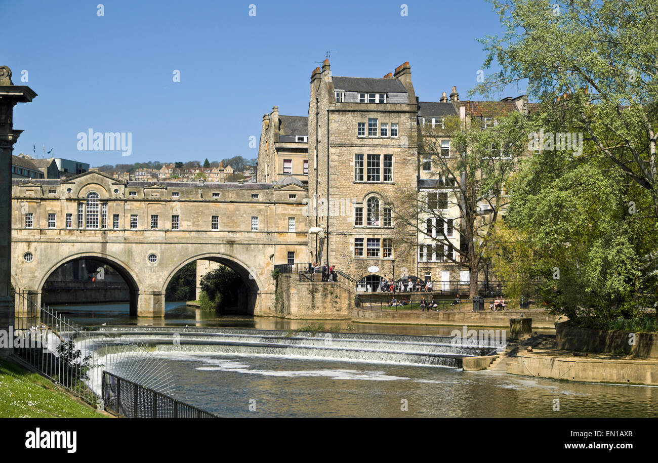 Bath Somerset England Großbritannien Pulteney Brücke Fluss Avon historischen georgianischen Stadtkultur kulturelle Stockfoto