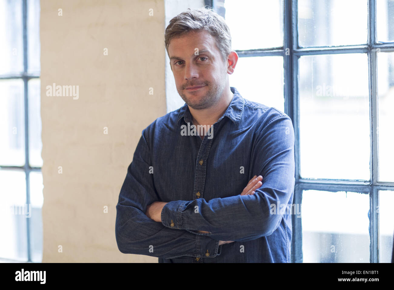 Fototermin für die ARD-Fernsehserie "Sechs Auf Einem Streich" Featuring: Sebastian Bezzel Where: Hamburg, Deutschland bei: 21. Oktober 2014 Stockfoto