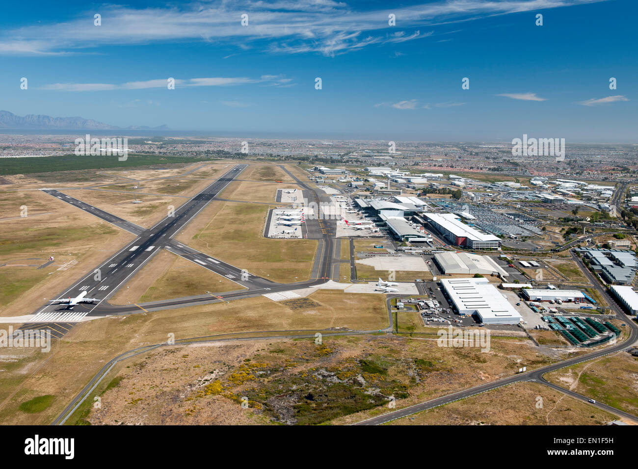 Luftaufnahme des Cape Town International Airport, Südafrika. Stockfoto
