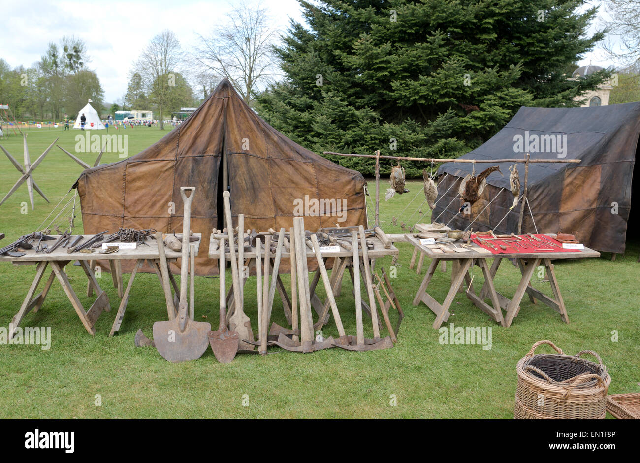 Römische Zelte und Werkzeuge auf dem Display. Bildnachweis: Scott Carruthers/Alamy Live-Nachrichten Stockfoto