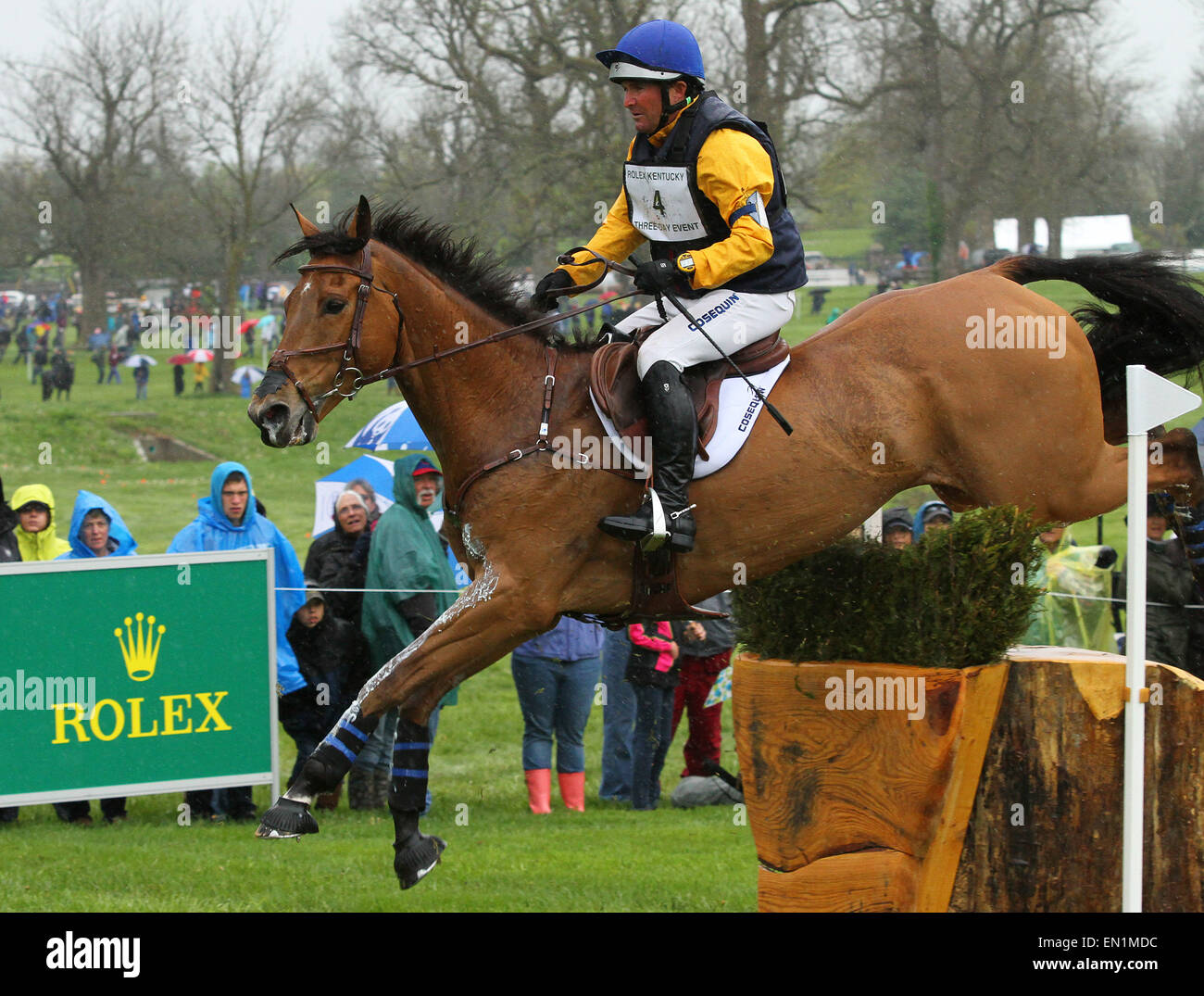 Lexington, KY, USA. 25. April 2015. 25. April 2015: #4 Fernhill Flüchtling und Phillip Dutton auf der Cross Country während der Rolex-drei-Tages-Veranstaltung im Kentucky Horse Park in Lexington, Kentucky Kurs Candice Chavez/ESW/CSM/Alamy Live-Nachrichten Stockfoto