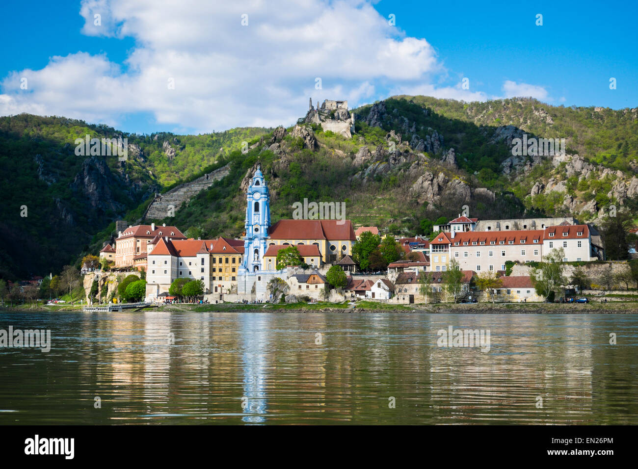 Outlook zu einer Kirche, Wachau, Dürnstein, Österreich Stockfoto