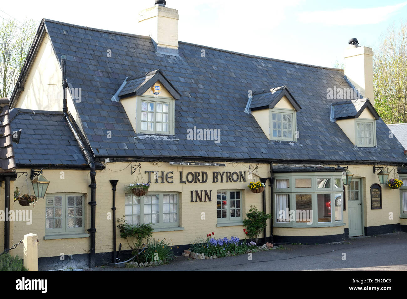 Das Lord Byron Inn in Trumpington, in der Nähe von Cambridge, zuvor The Unicorn. 25. April 2015 Stockfoto