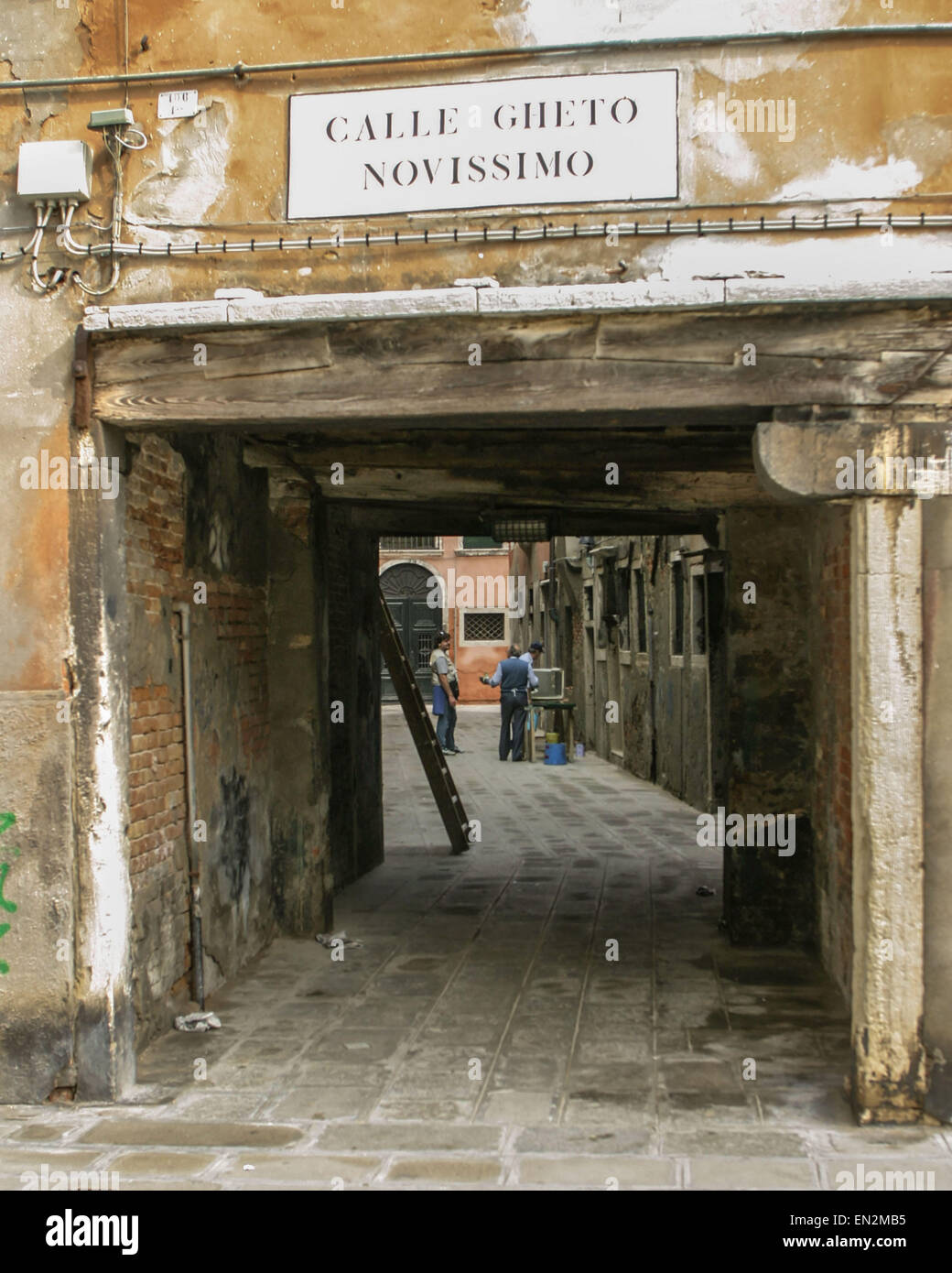 Neues ghetto Fotos und Bildmaterial in hoher Auflösung Alamy