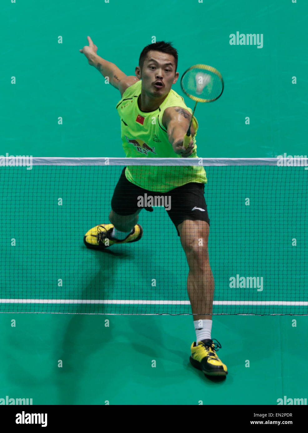 Dong Feng Citroen Badminton Asia Championships 2015 in Wuhan, China am 26. April 2015.Lin Dan China kehrt zu Tian Houwei von China während ihrer Herren Einzel Finale. Stockfoto