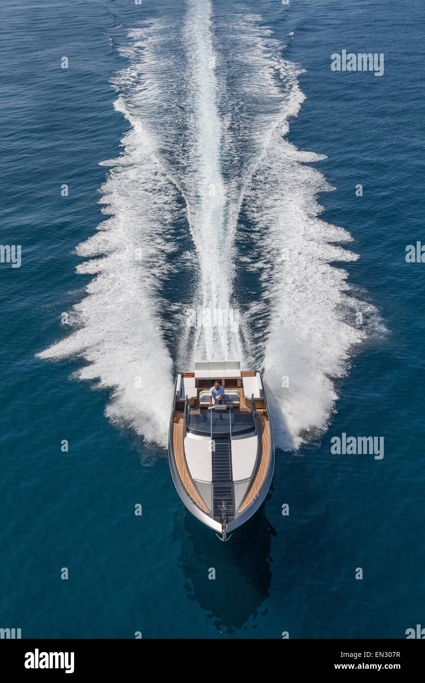 Motorboot in navigation Stockfoto