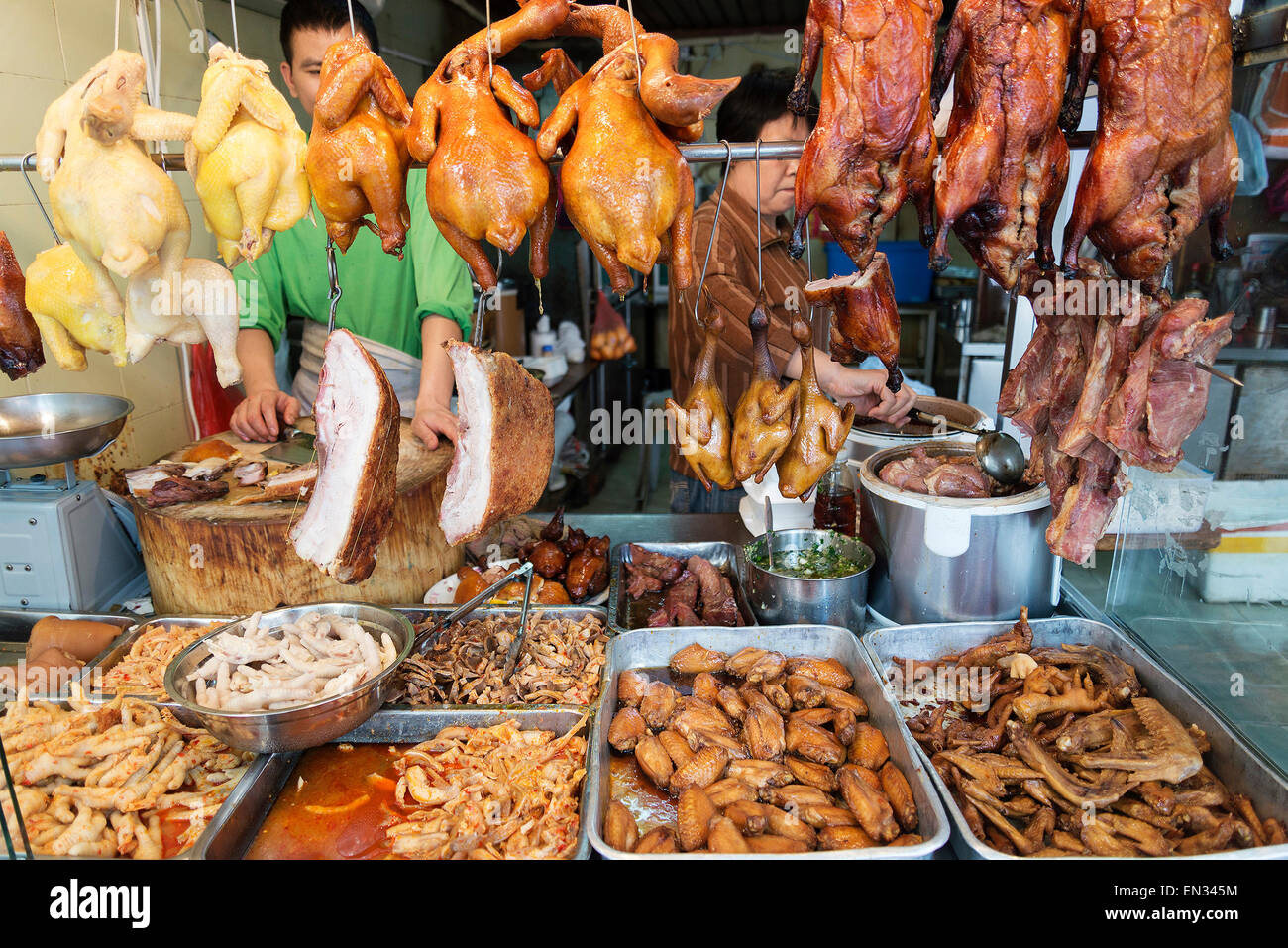 chinesische Fleisch Essen im Metzgerei in Macao Macau Straße Markt china Stockfoto