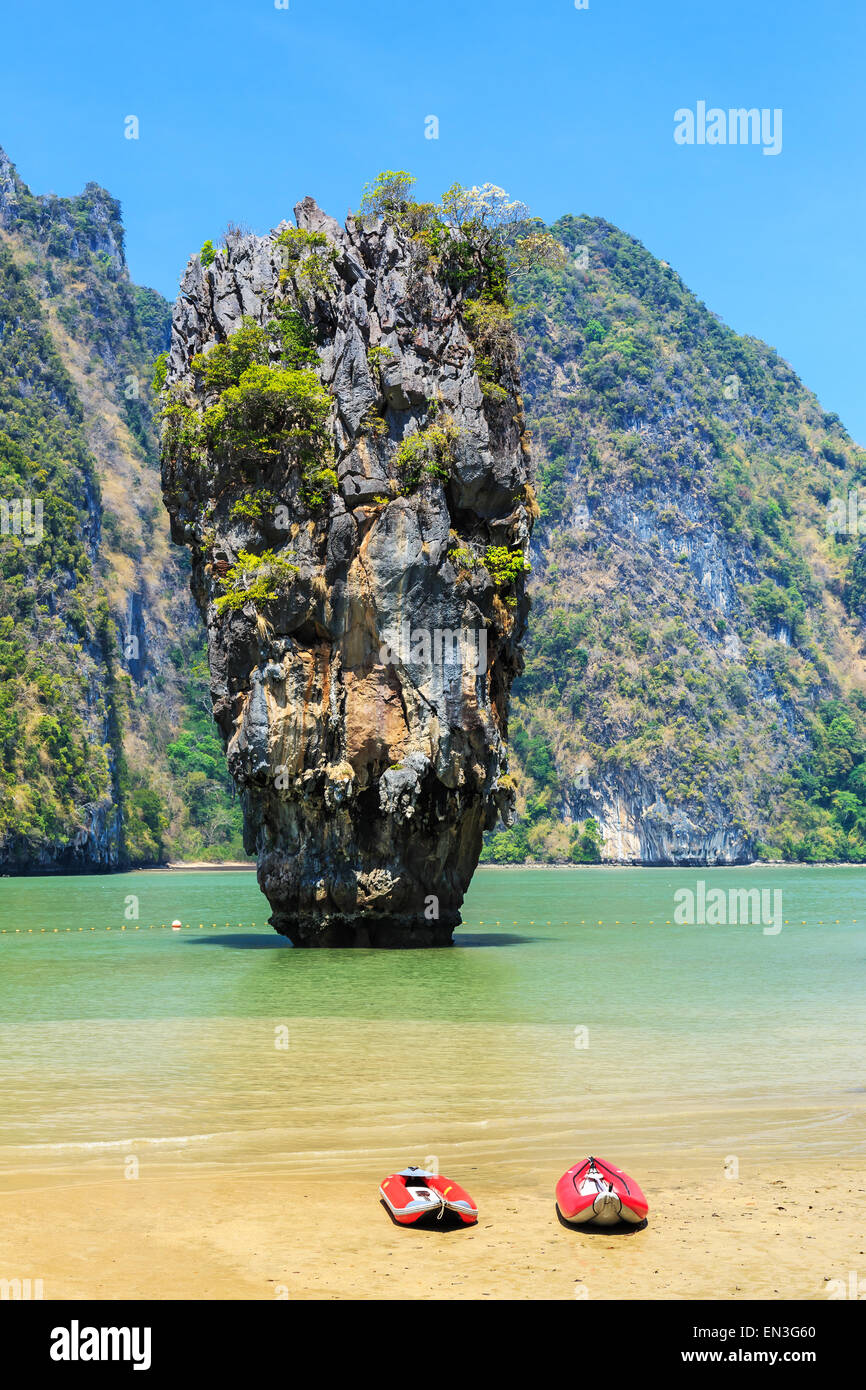 Khao Phing Kan und Ko Tapu Inseln bekannt als James Bond Insel Ko. Phangnga Bucht, Thailand Stockfoto